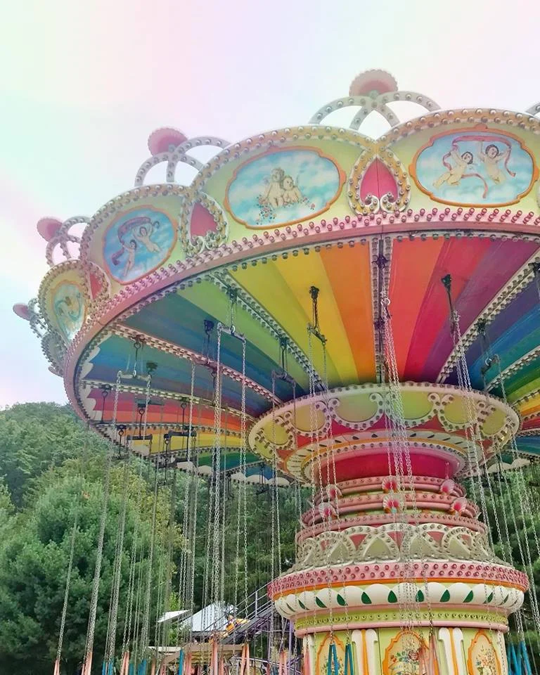 knoebels-swings-rainbow.jpg