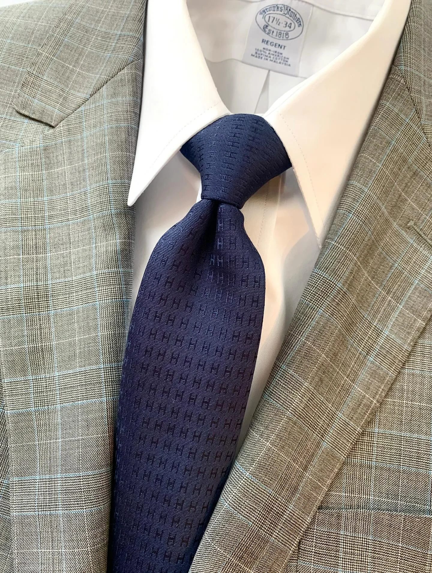 Byron gray &amp; light blue plaid suit, size 46R; dress shirt from Brooks Brothers, size 17.5/34; necktie from Herm&egrave;s.
@byron_clothing, @brooksbrothers, @hermes