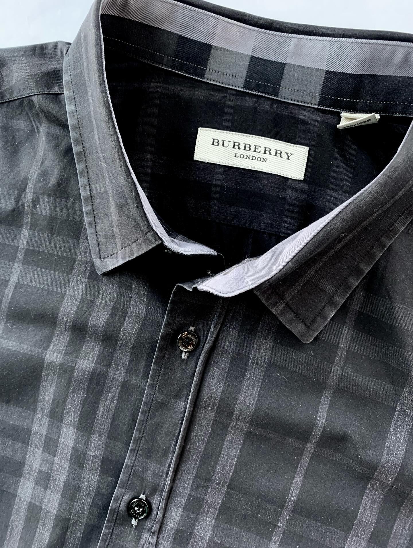 Burberry London black &amp; gray plaid long sleeve shirt, size XL/17.
@burberry