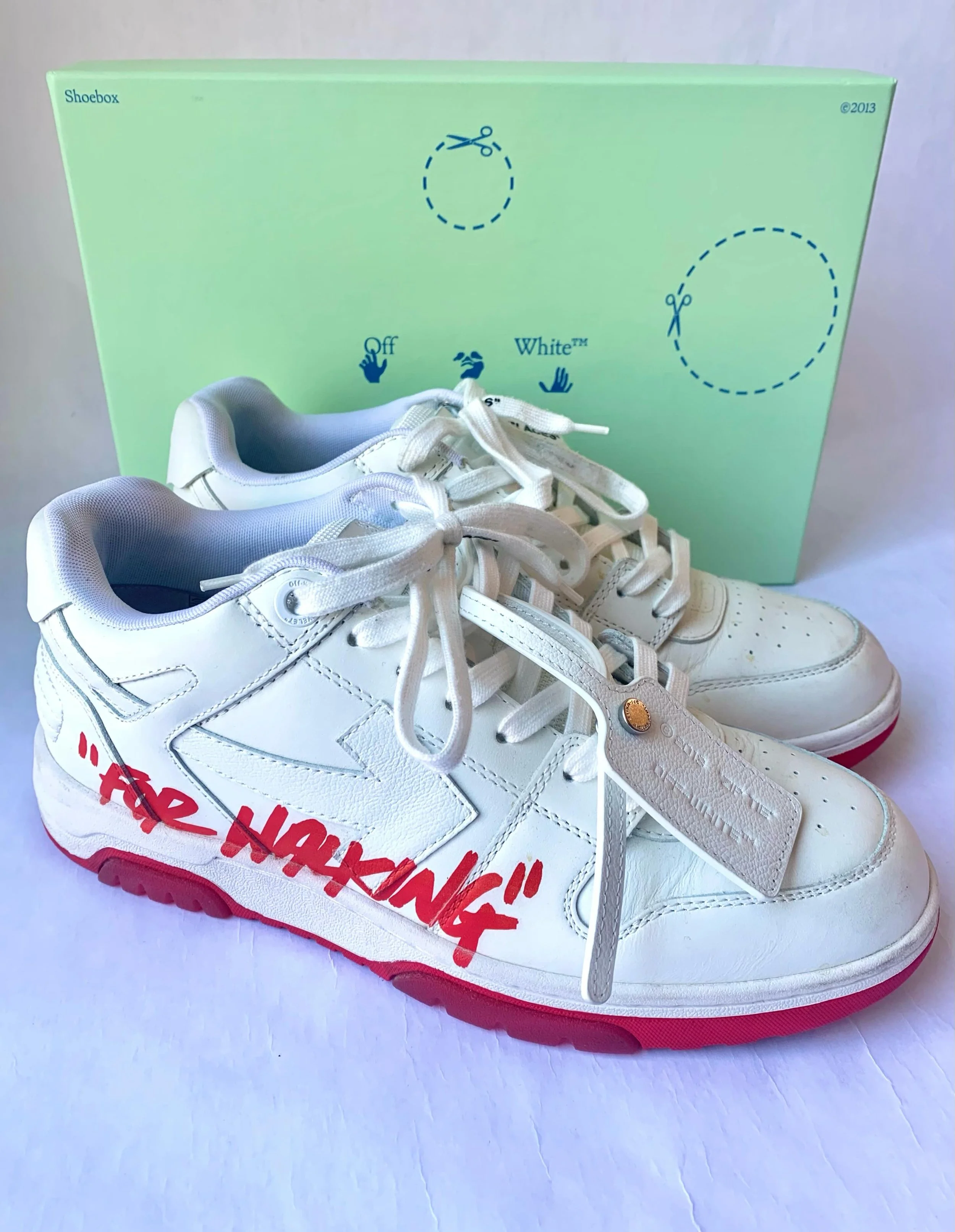 Off White Out of Office red &ldquo;For Walking&rdquo; sneaker, marked size EU42/US8.5.
@off____white