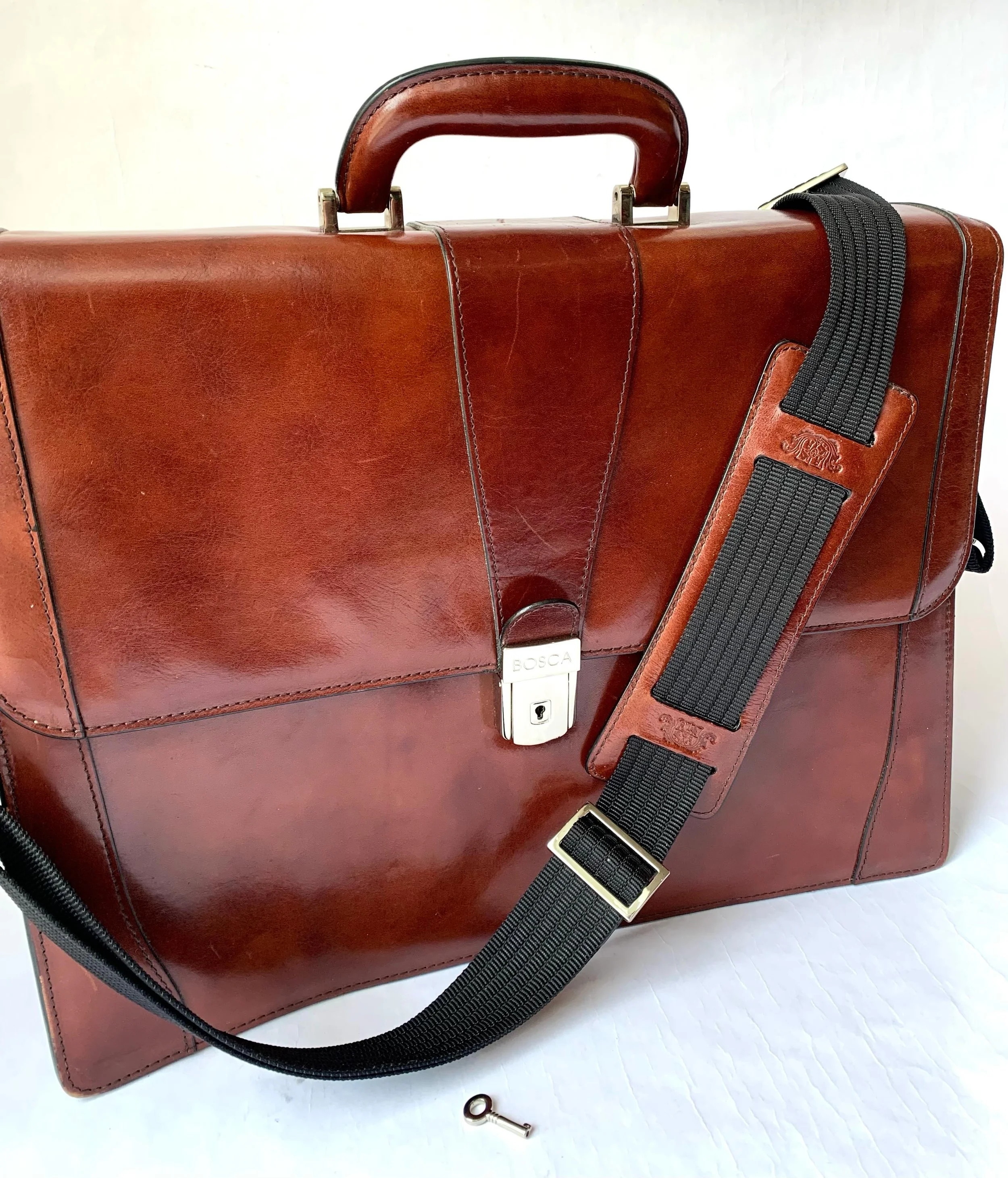 Bosca leather briefcase/shoulder bag, 12.5&rdquo; X 16.5&rdquo; X 3&rdquo;.
@boscaleather