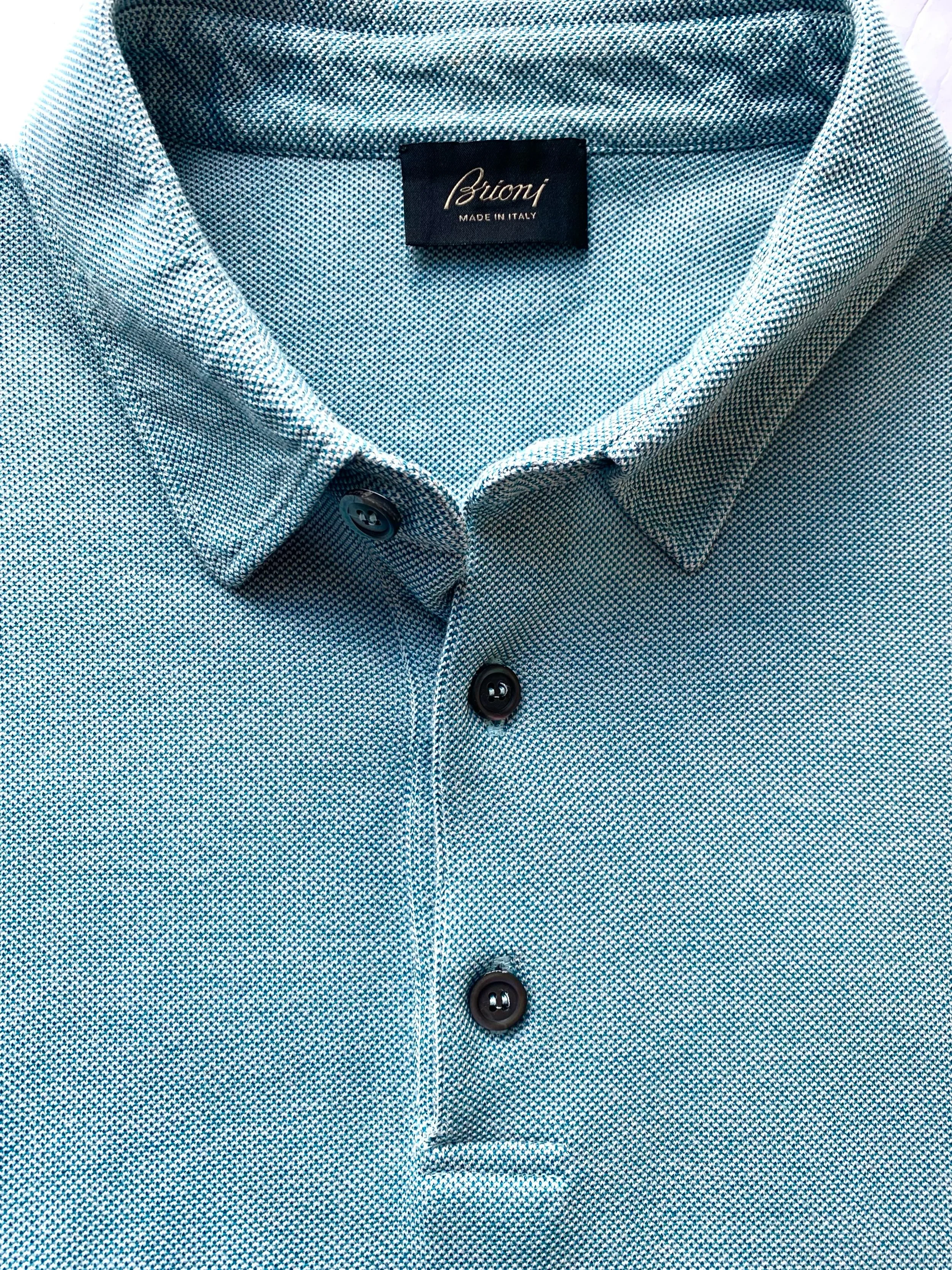 Brioni polo style short sleeve shirt, size L.
@brioni_official