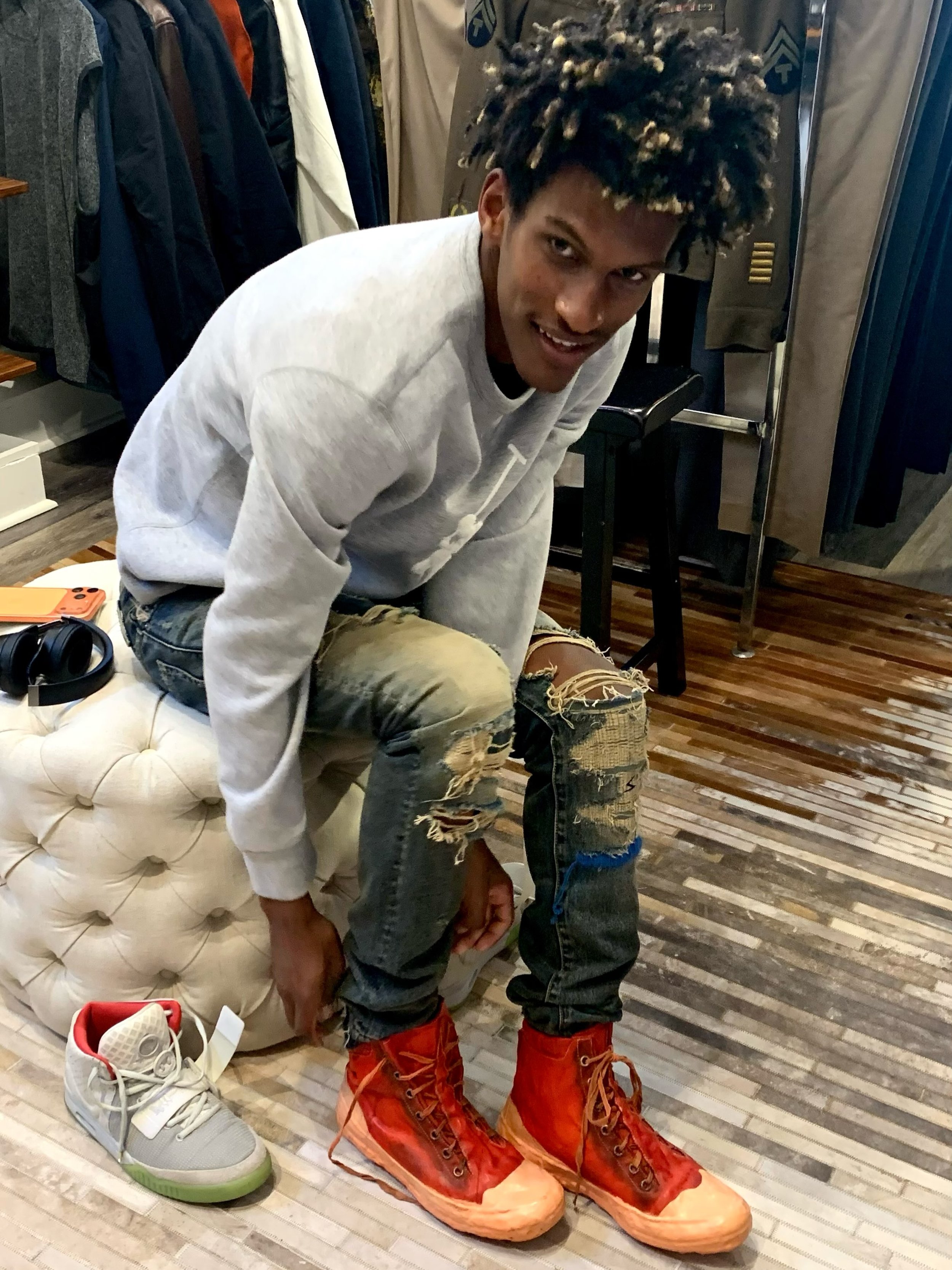 One of our great regular customers picking up his new pair of Carol Christian Poell original red drip kangaroo sneakers.
@carolchristianpoell, @chairrnett