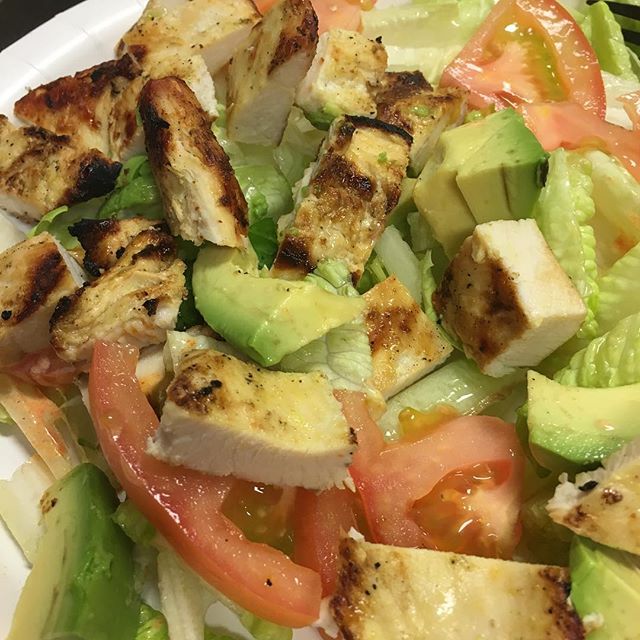 Green salad with grilled chicken!! #nofilter #salad #grillchicken