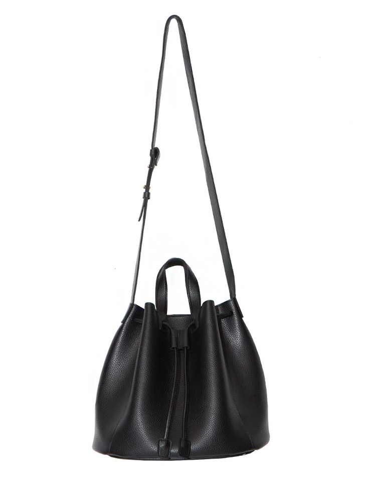 Bucket bag