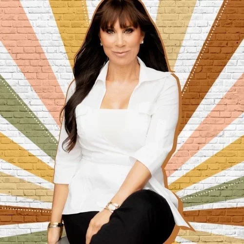 Celebrity makeup artist and Pretty Girl Makeup CEO Christina Flach featured on the CEO-ish Podcast discussing beauty, business, and brand building