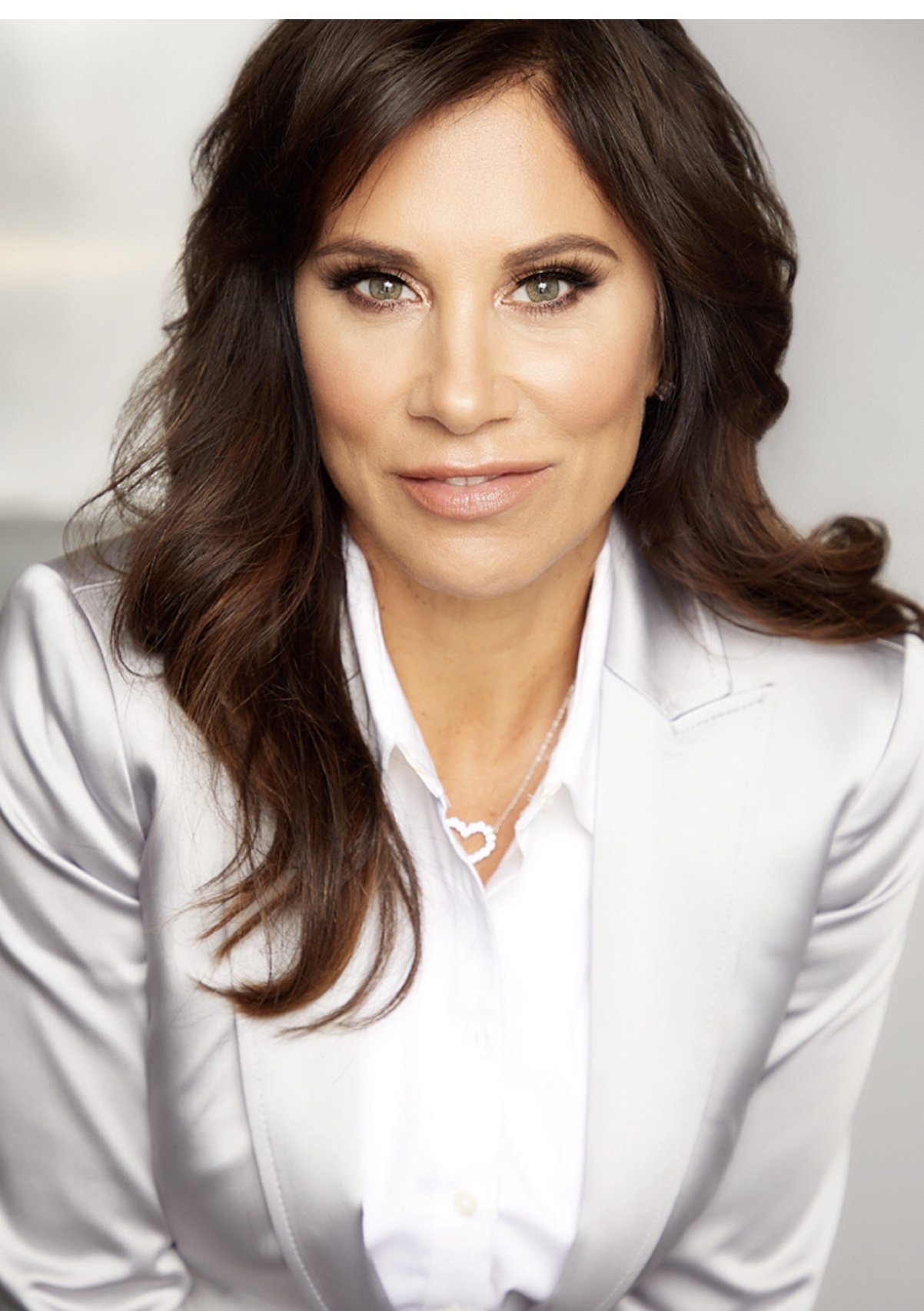 How To Feel Beautiful With Christina Flach 