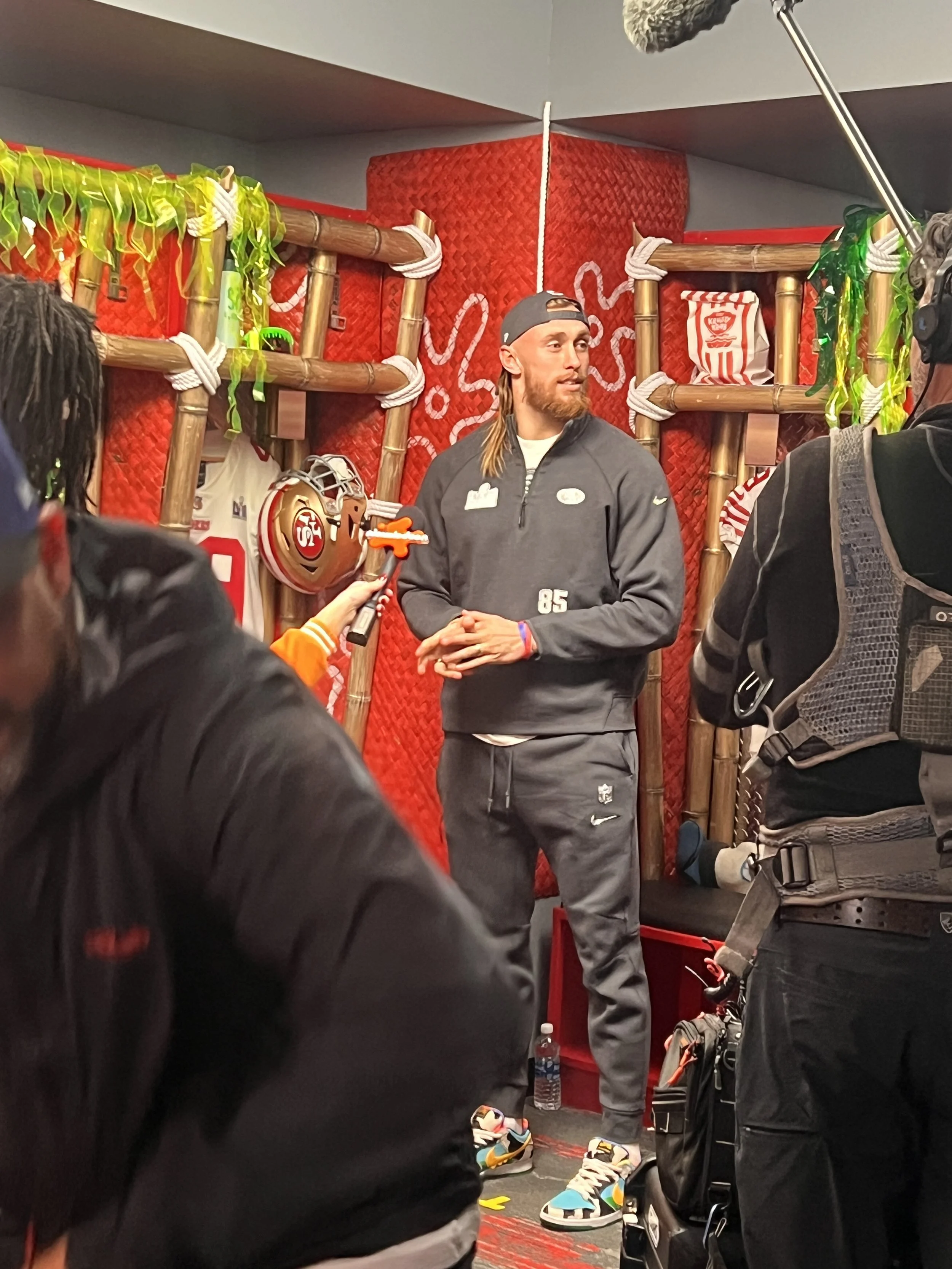  Professional Athlete | Grooming + Camera-Ready Hair & Makeup