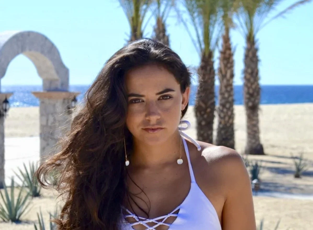 Summer Makeup Trends 2026 | Beach-Proof Beauty Tips by Celebrity Makeup Artist