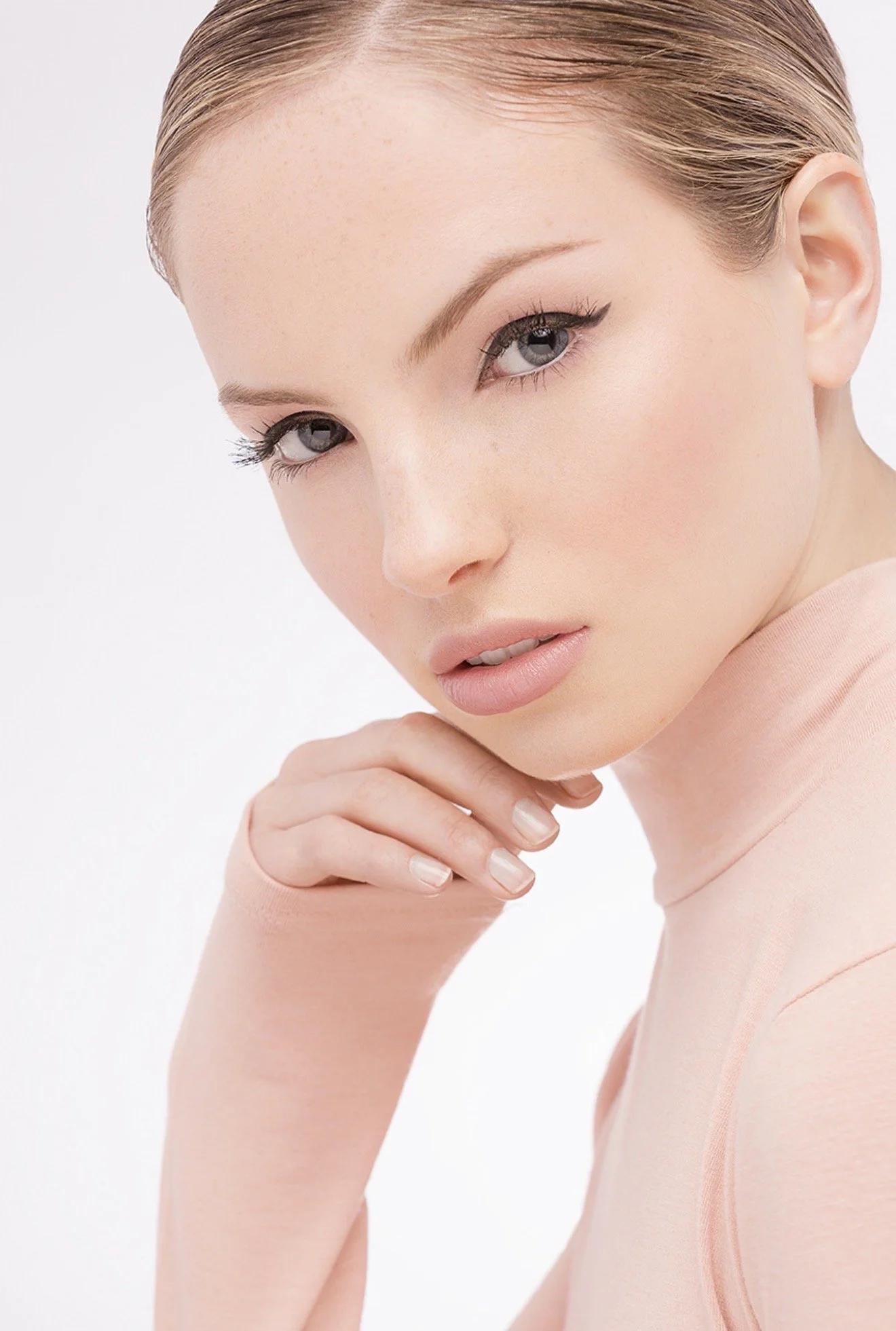 Natural Beauty Makeup by Christina Flach