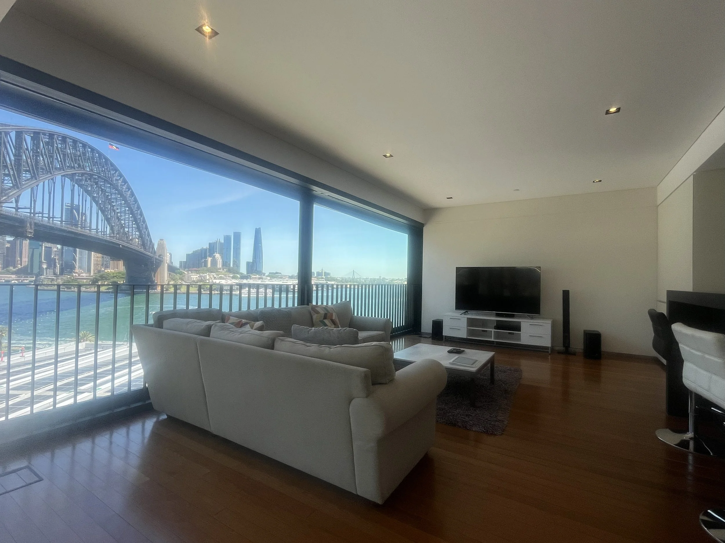 Milsons Point Lighting