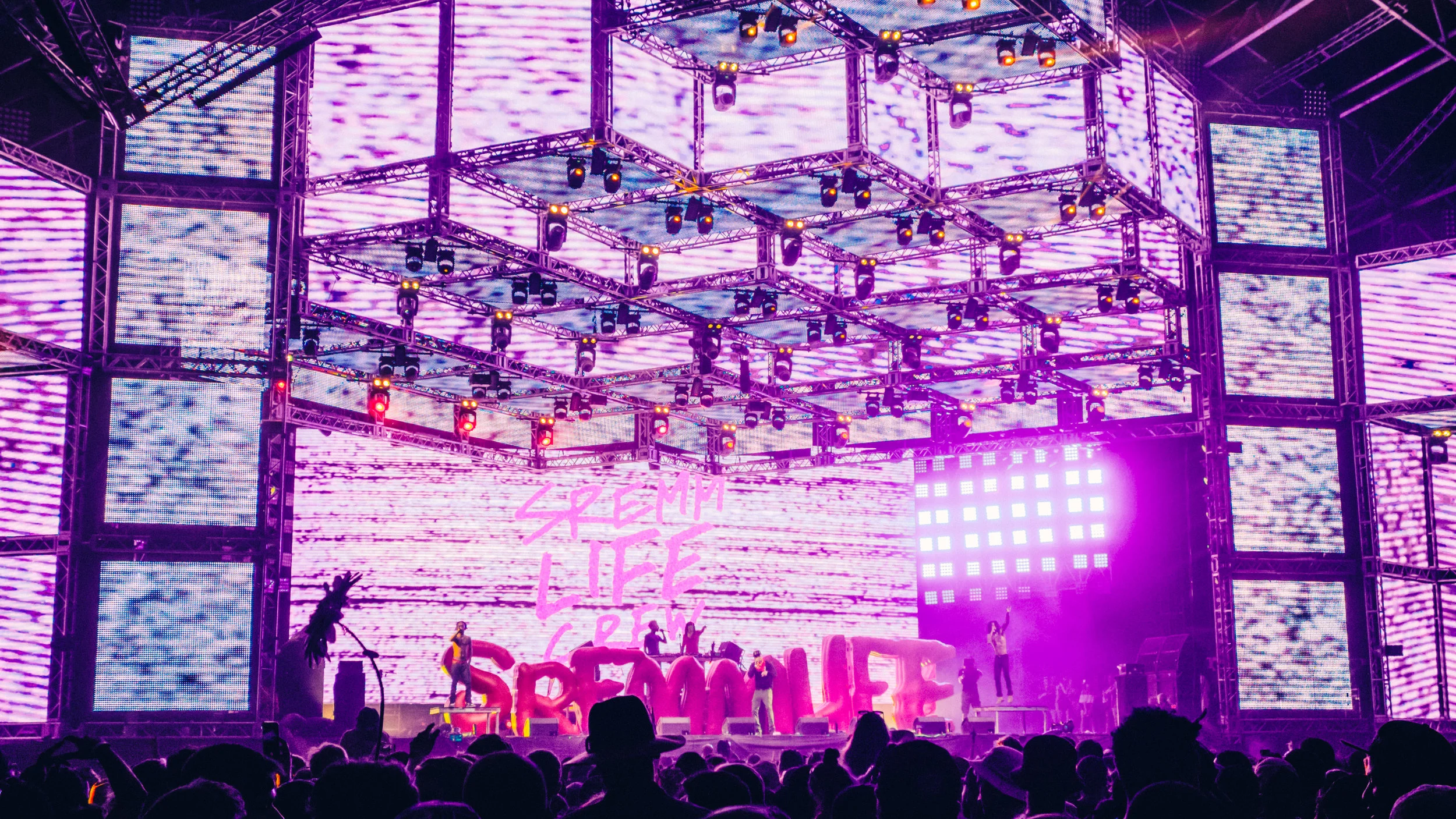 coachella friday-6.jpg
