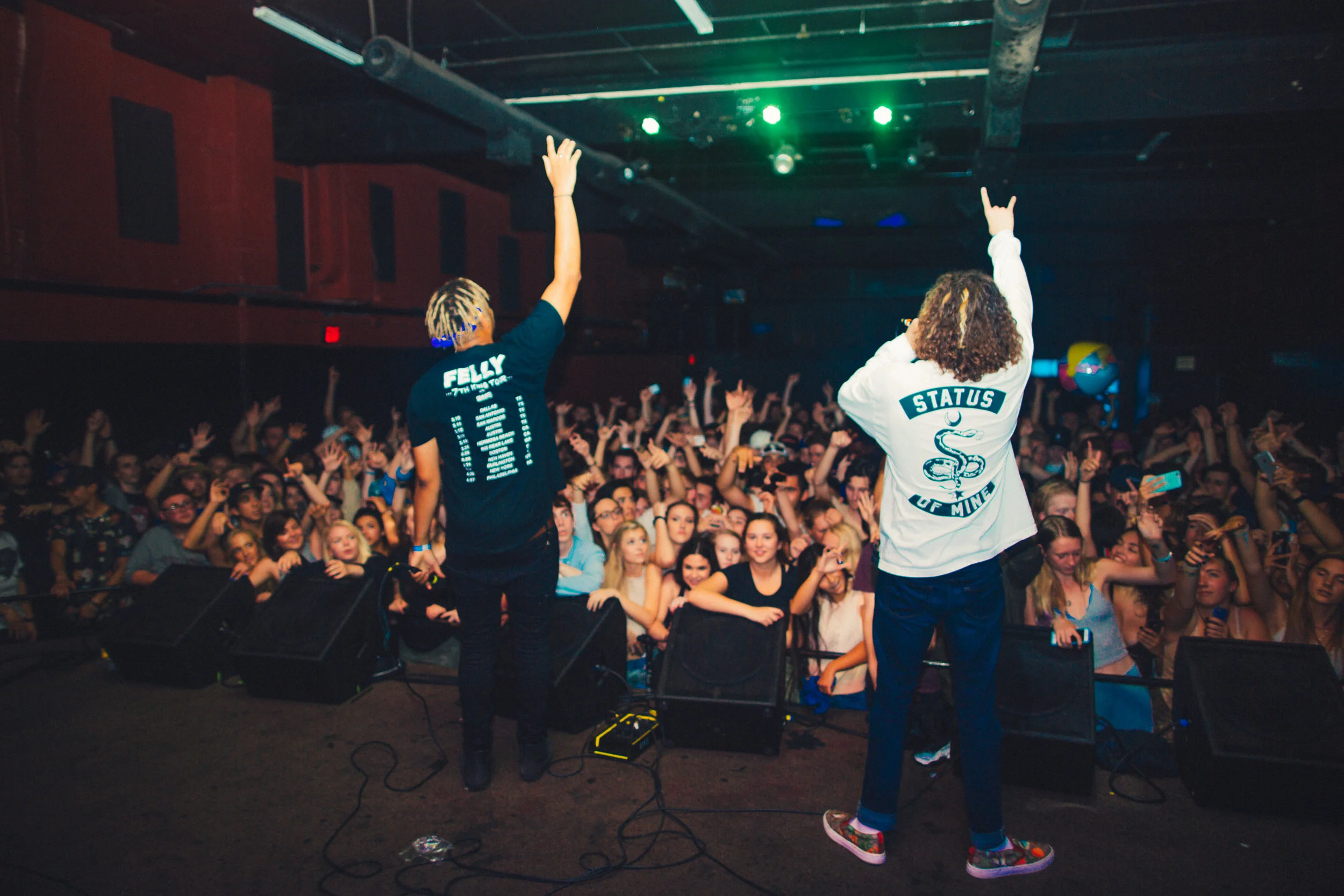 show show-2.jpg