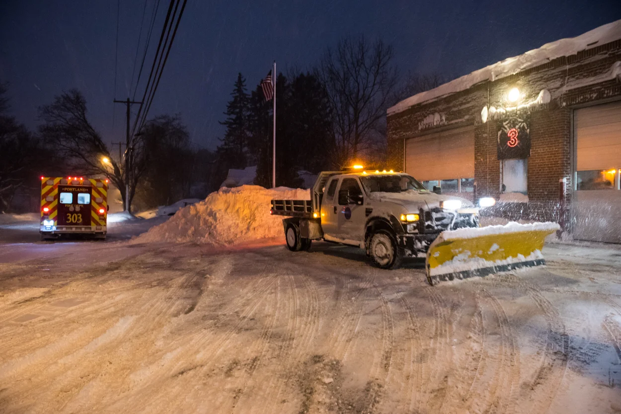 6:08am – Stevens Ave fire station.