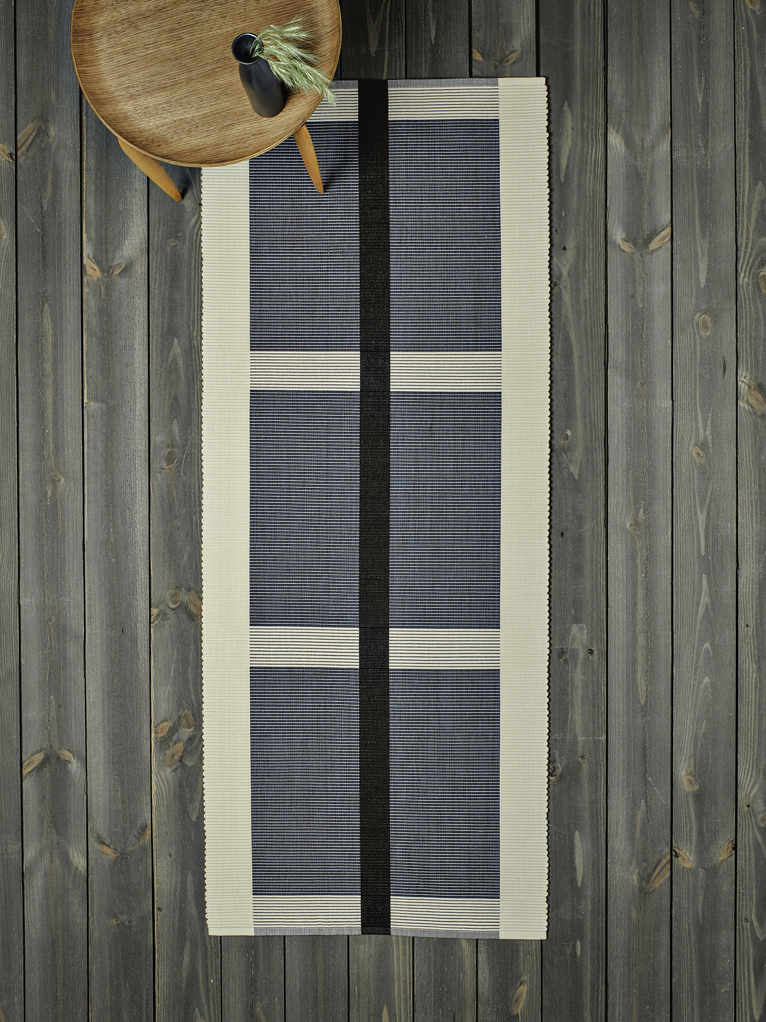 Calcada Rug in Midnight