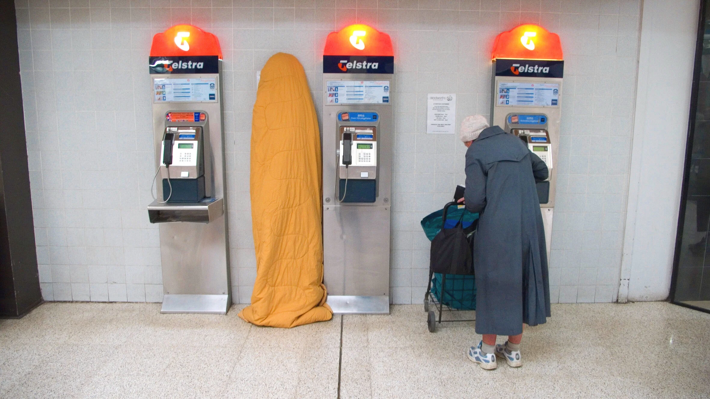   Minto (hidden),  pigment print, 110cm x 67cm   