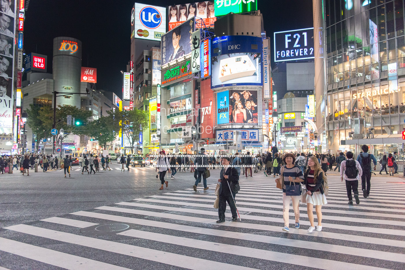 Crossing Shibuya