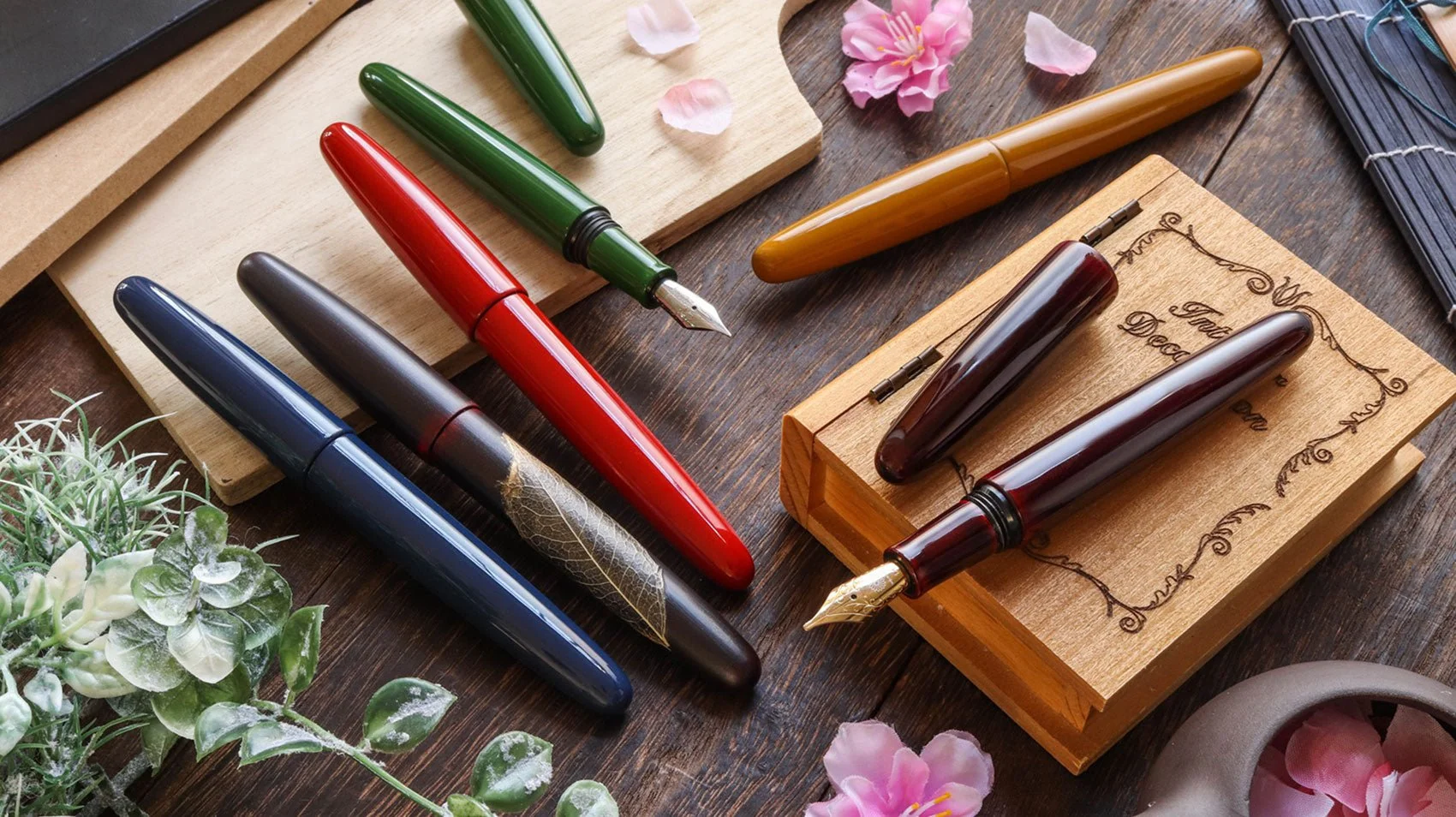Banner-Wancher-Kiei-Akatame-and-True-Urushi-BIS.jpg