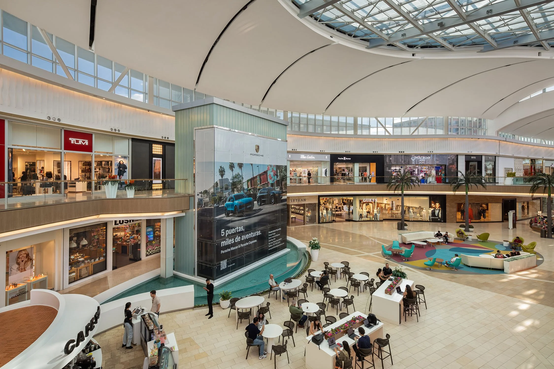 TheMallOfSJ_tumi_lush_006.jpg