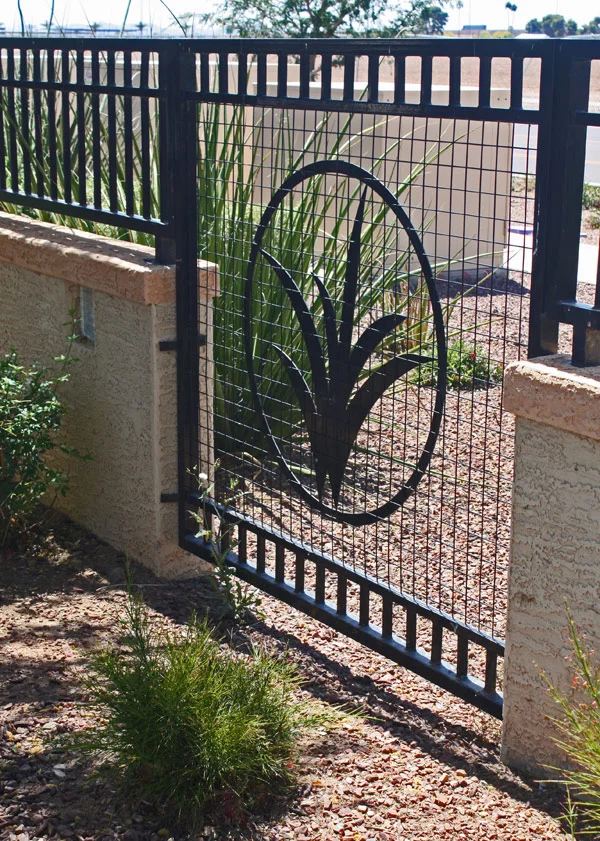 9-CV-Fence-Detail.jpg