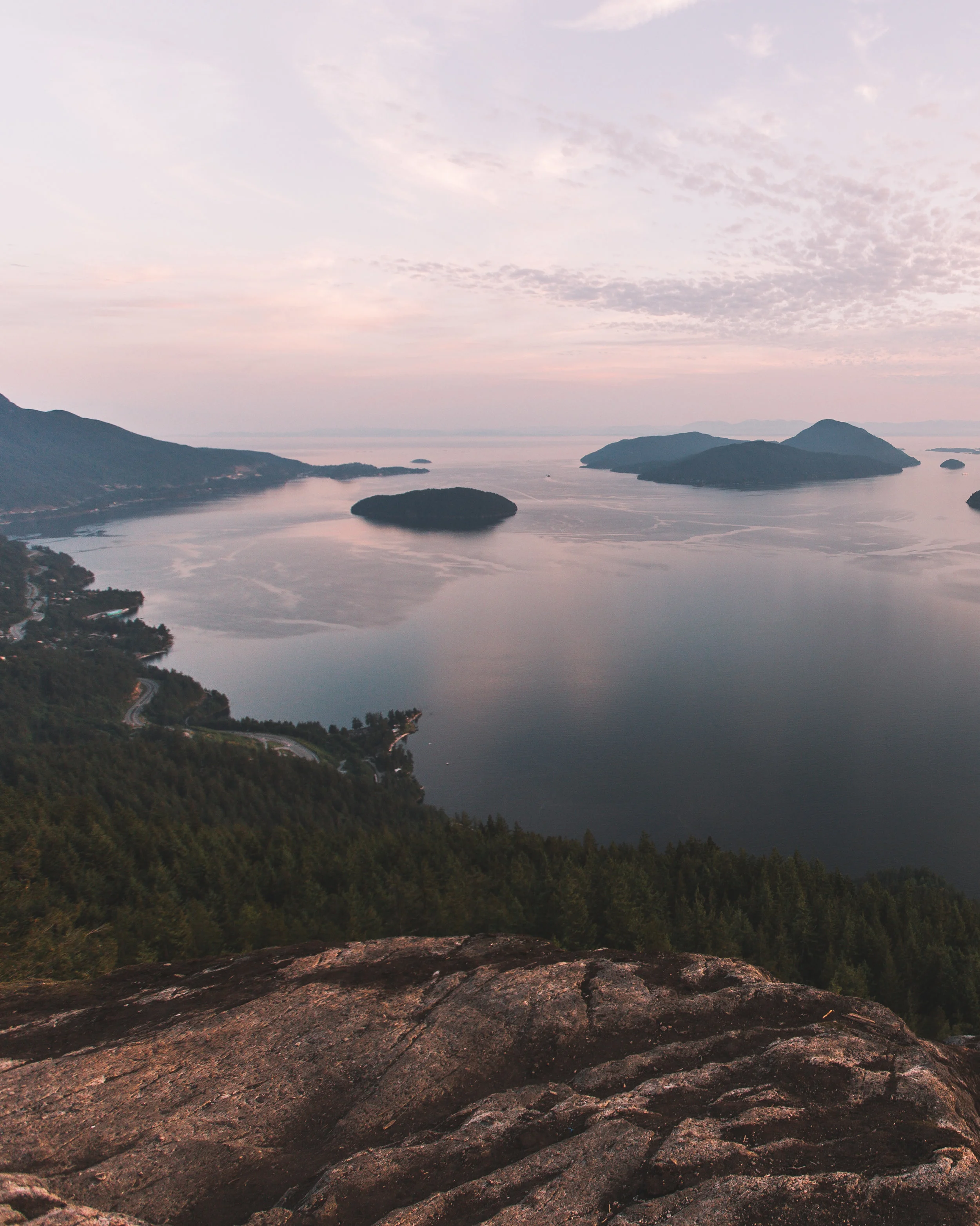 Tunnel Bluffs VancityWild
