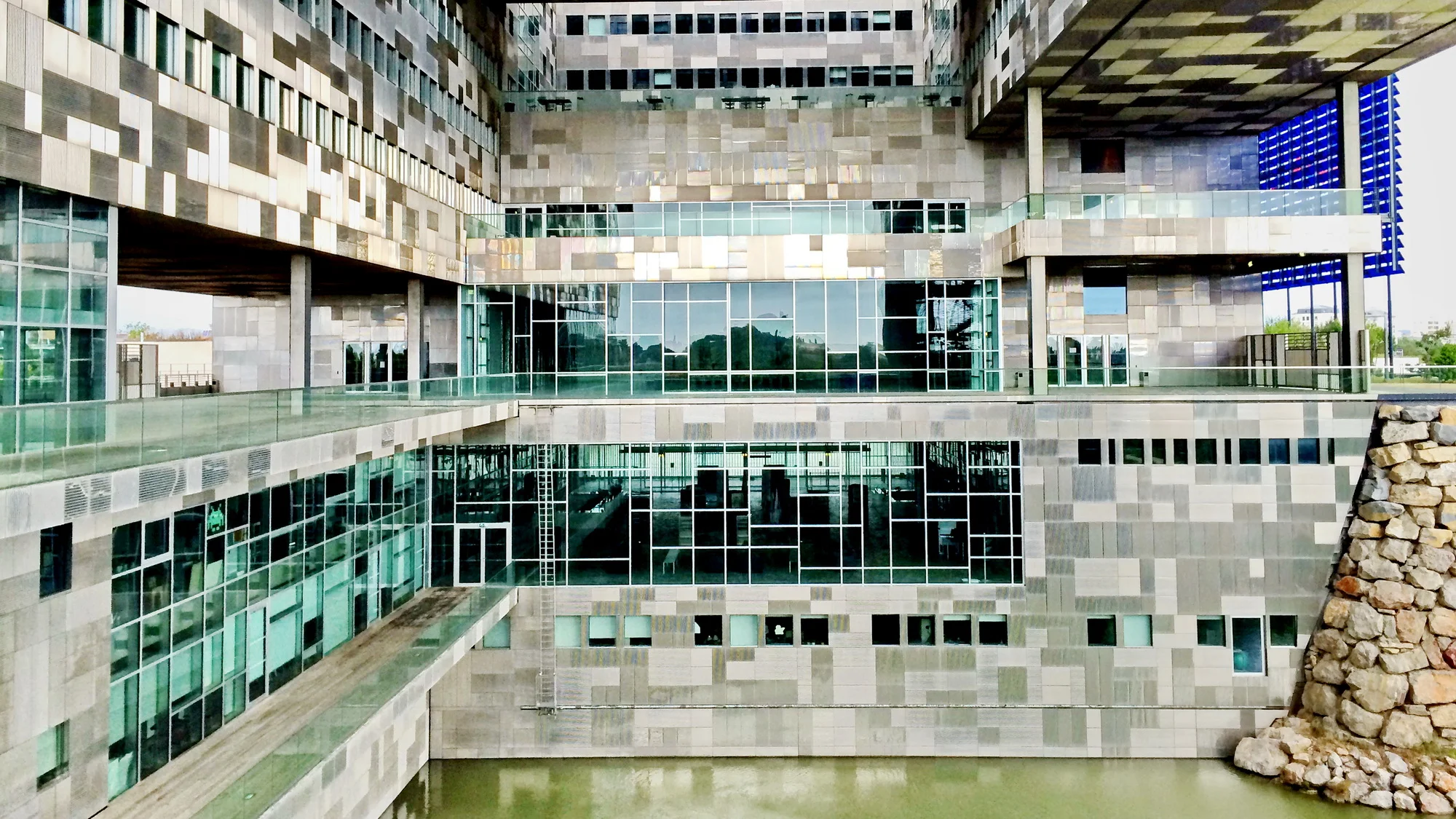 IMG_4397 mdf2000.JPG