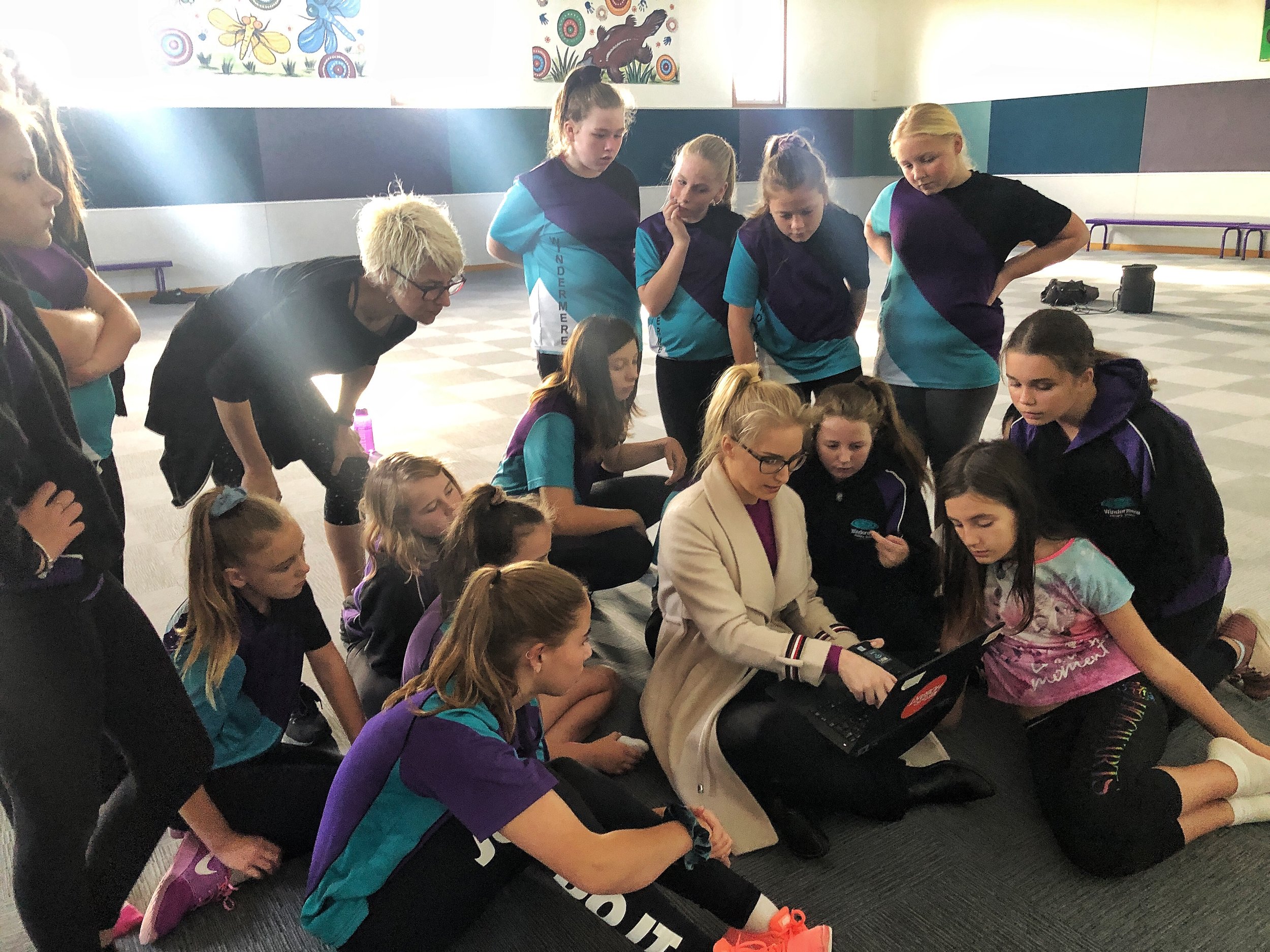 Dance Nexus 7 - Windermere Primary in rehearsals with choreographer Felicity Bott and scientist Lila Landowski (Photo by Joshua Lowe).jpg