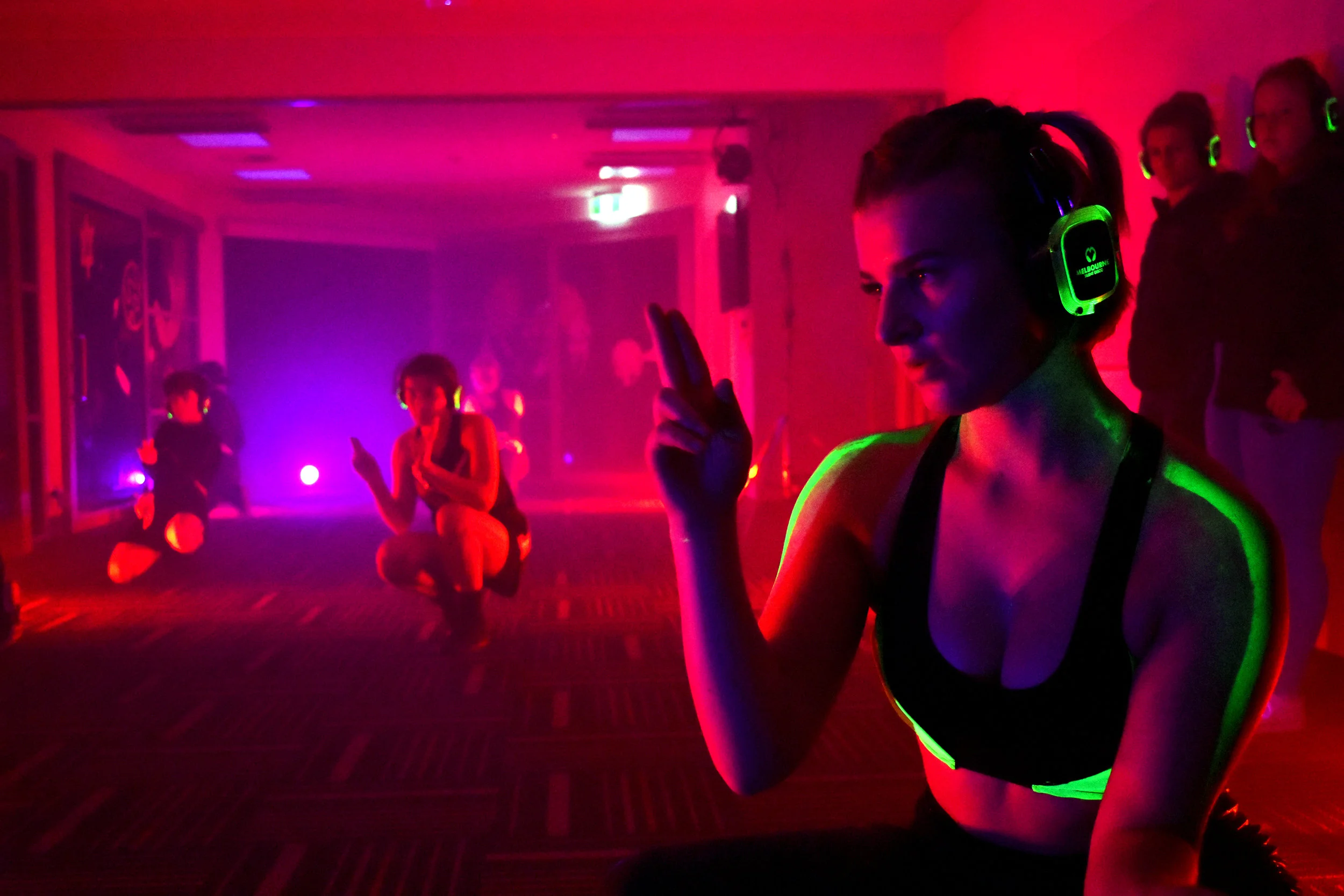 NEON 6.jpg