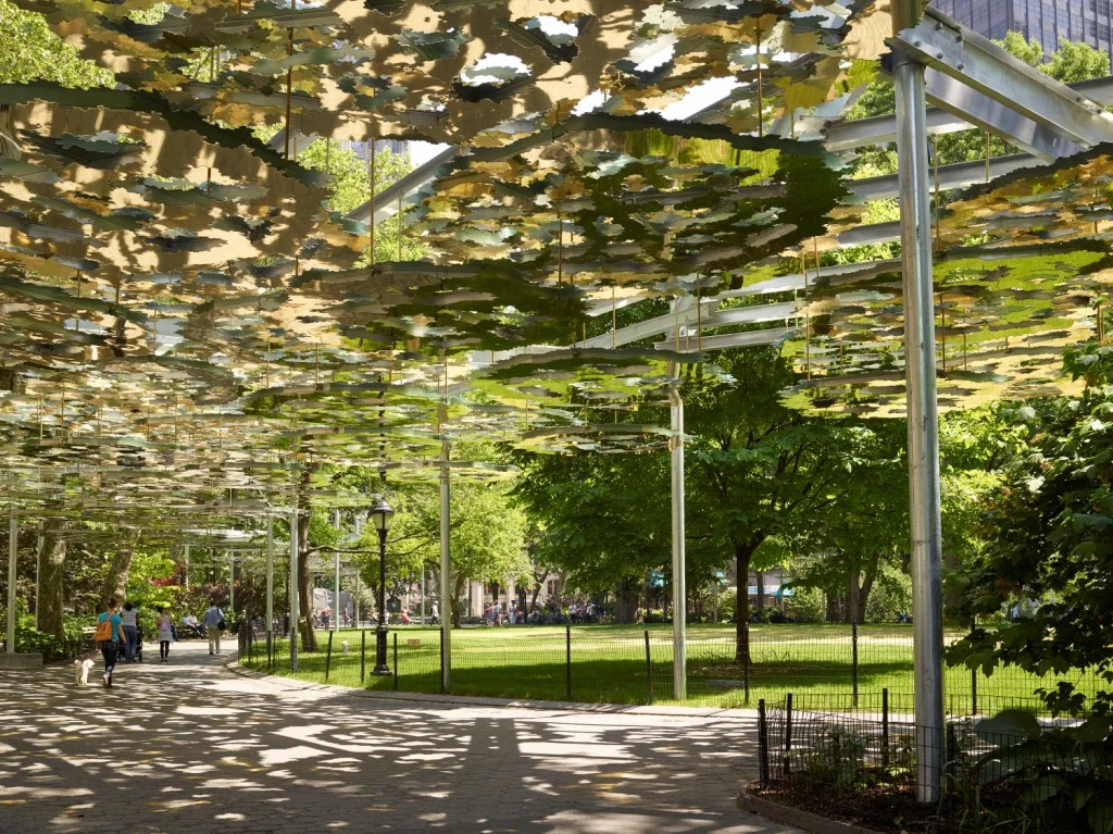 Teresita Fernández, Fata Morgana , 2015. Courtesy the artist, Lehmann Maupin, New York and Hong Kong, and Anthony Meier Fine Arts, San Francisco. Photograph by Elisabeth Bernstein; © Teresita Fernández 