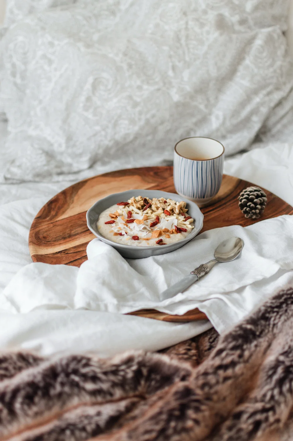 Spiced & Creamy Oatmeal Porridge