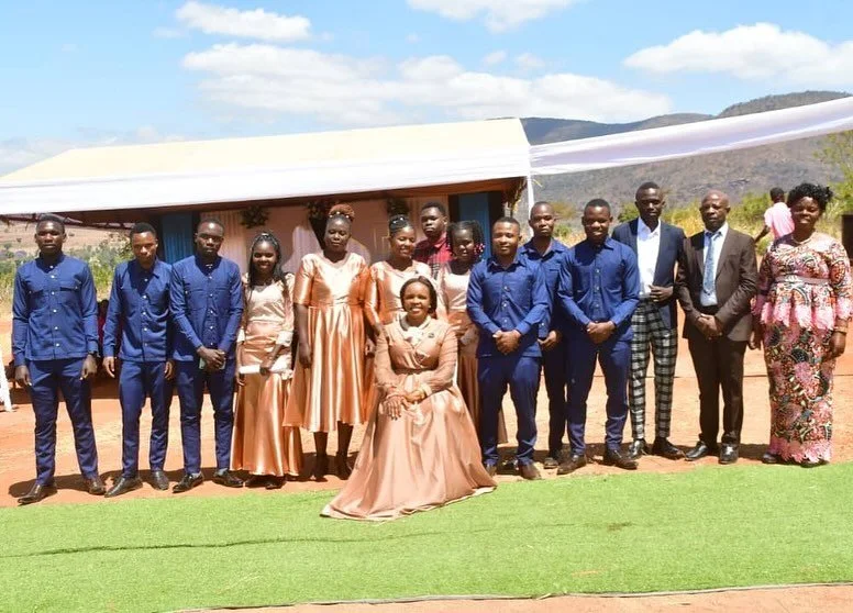 Teamwork makes the dream work! 

Primary 7 graduation ceremony at @queenelizabeth.academy on 21st September 2024.