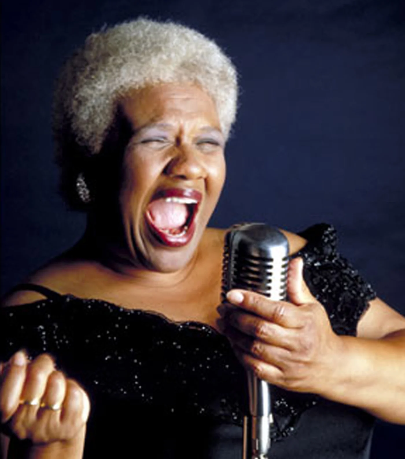 Barbara Morrison sang with many of the swing greats back in the day and is still performing today. http://barbaramorrison.com/