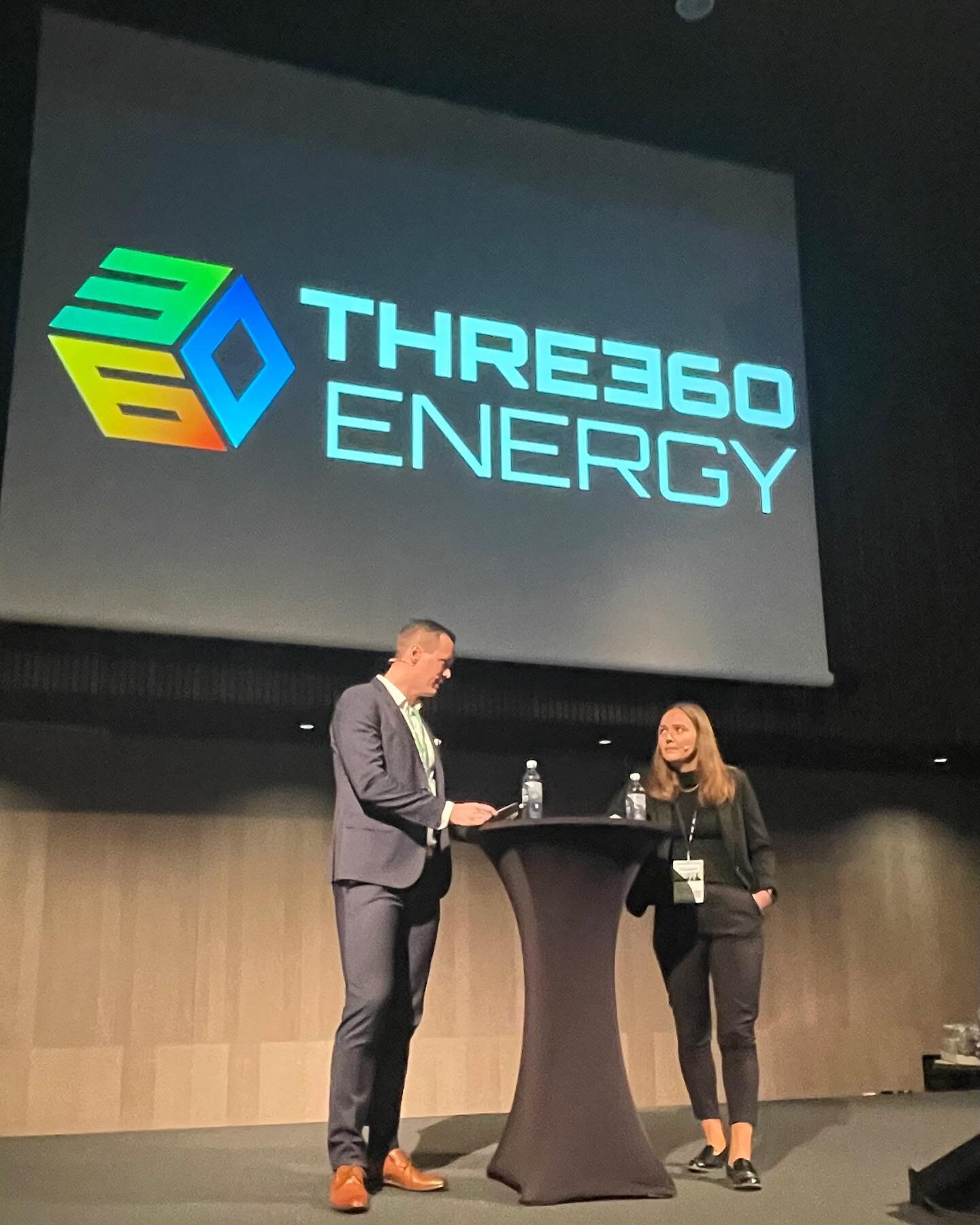 Hilde is sharing insights on our journey to the cloud with @ateanorge at Atea Community ☁️

Happy to have a great partner helping us here! Thank you @ateanorge 🥳

#THREE60 #BetterEnergyTogether #ateacommunity