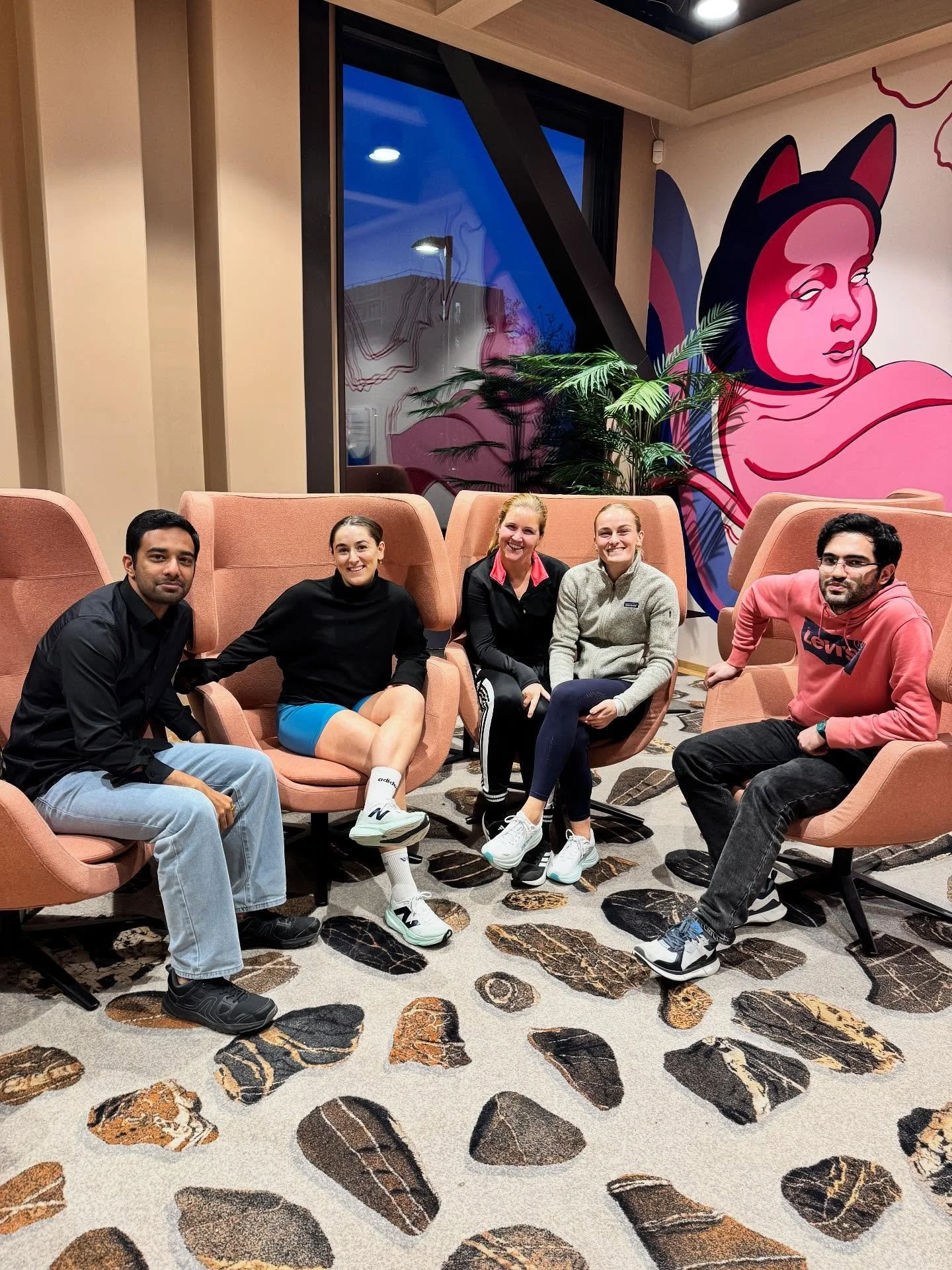 Our young professionals took team bonding to the padle court- and then to the dinner table. A fun and energizing evening together 🏃&zwj;♀️&zwj;➡️🤗💪