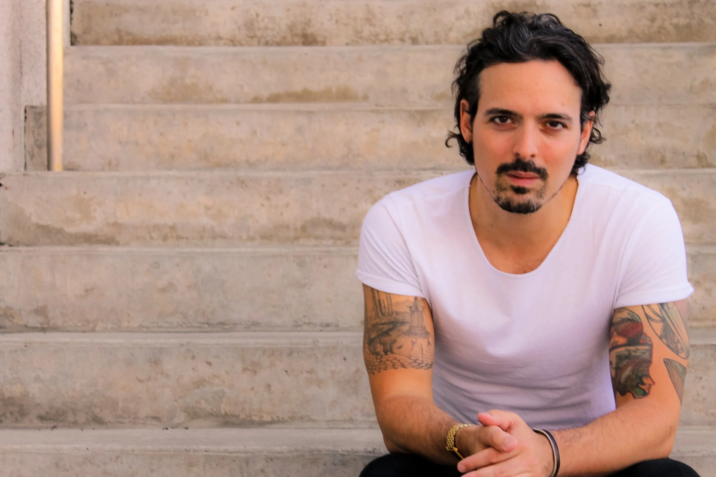 Sense-ational Storytelling: Descriptive Writing for the Screen