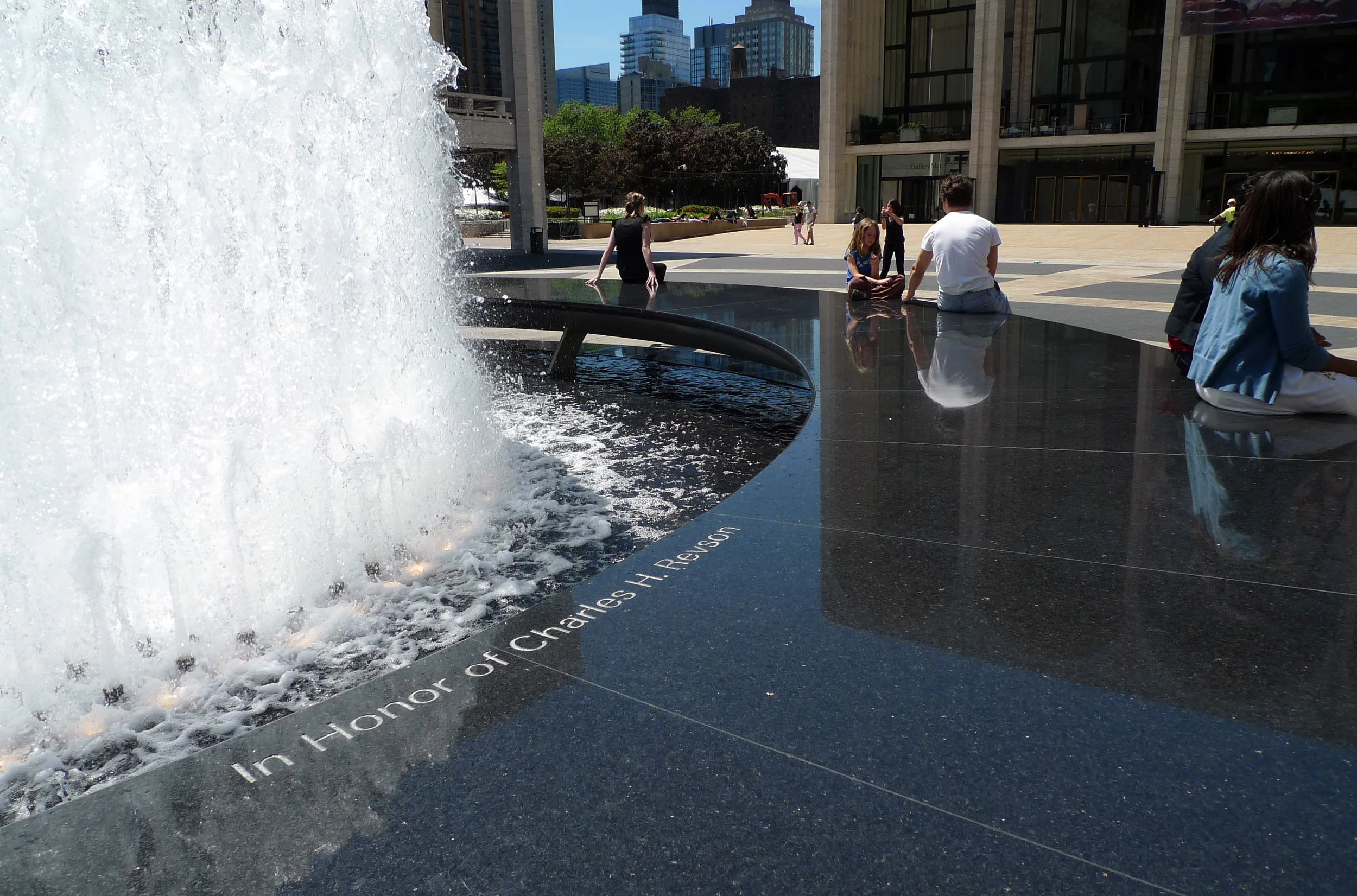 2x4_Lincoln Center_Fountain.JPG