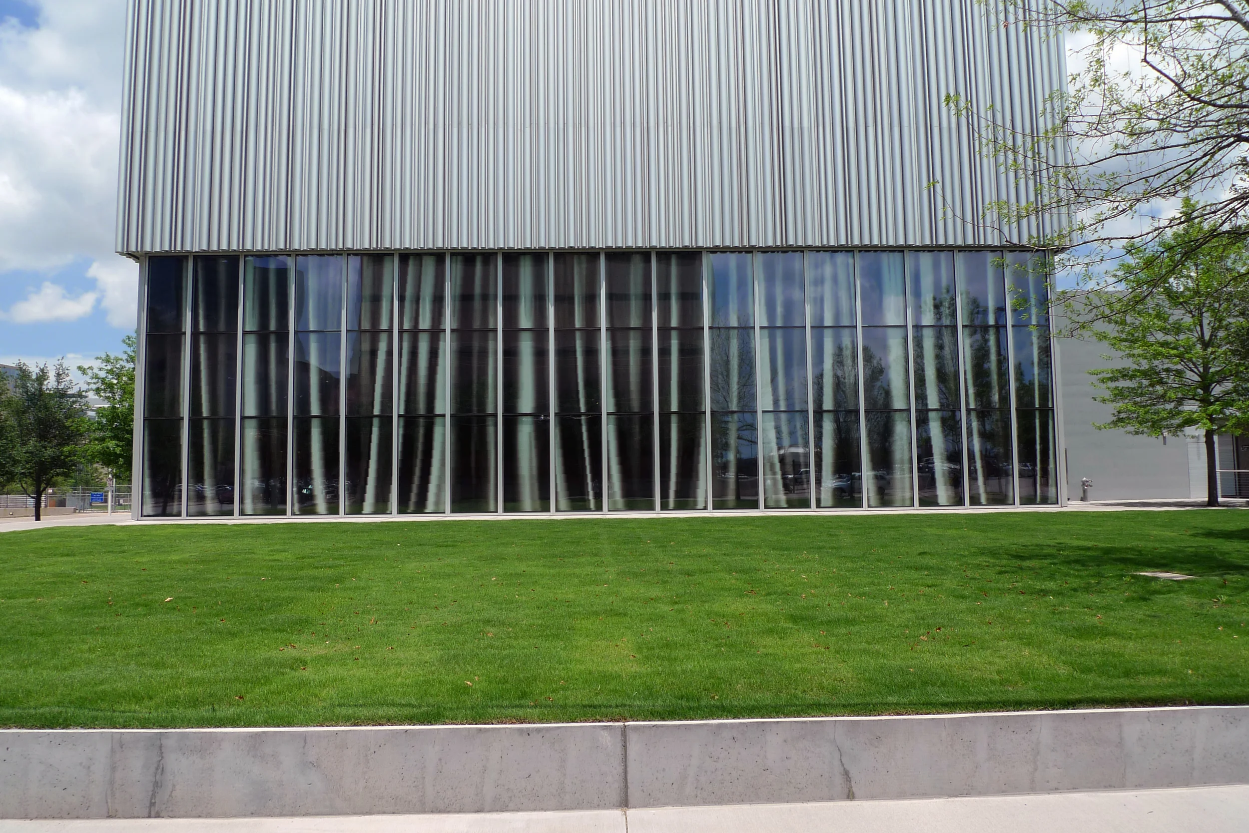 2x4_Wyly Theatre_Curtain 1.JPG