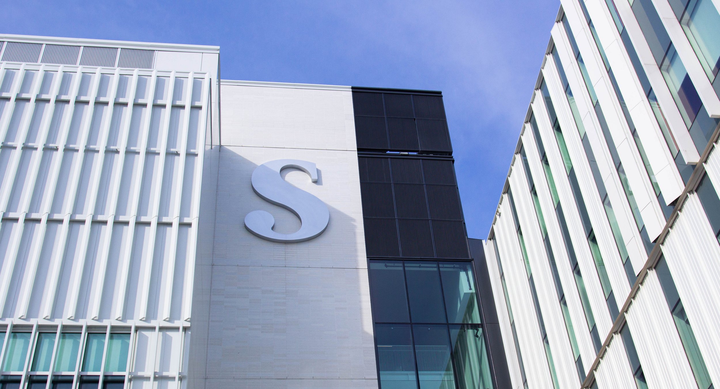  Sheridan College Mississauga campus building. HMC Student Centre, outside view.  