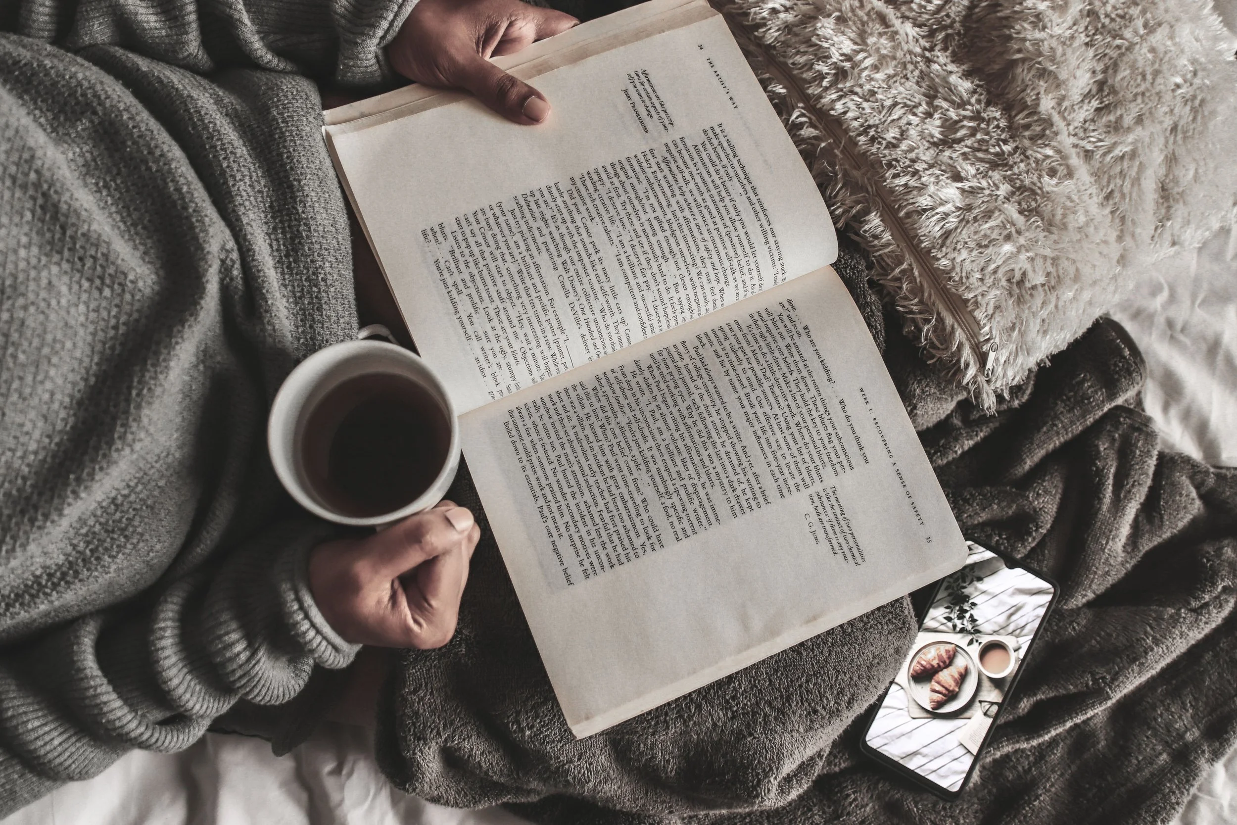 Books &amp; Blankets: Your Fall Reading List