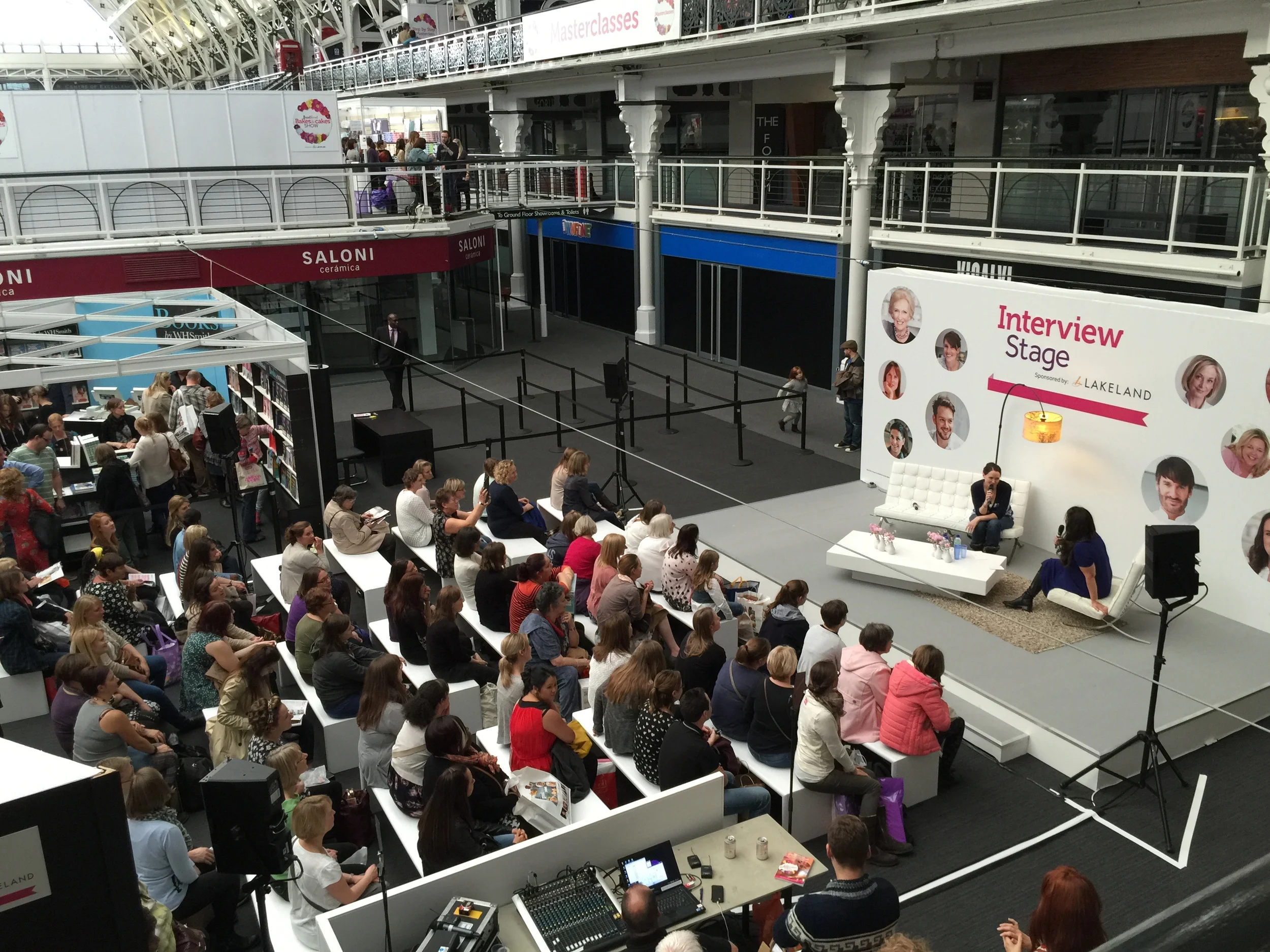 Good Food Bakes and Cakes 2015