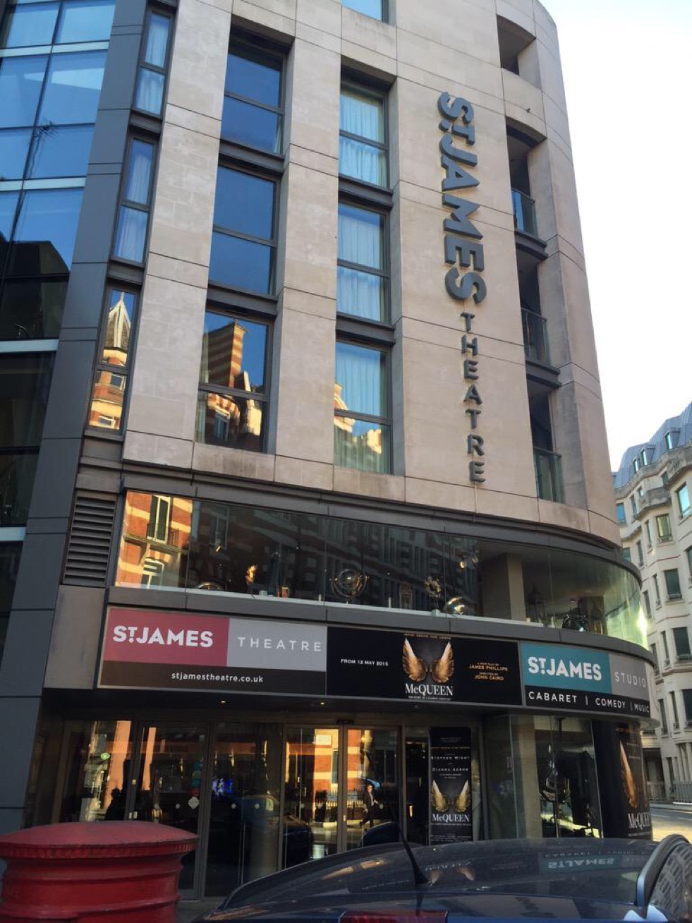 St James Theatre Alexander Mc Queen opening night May 2015