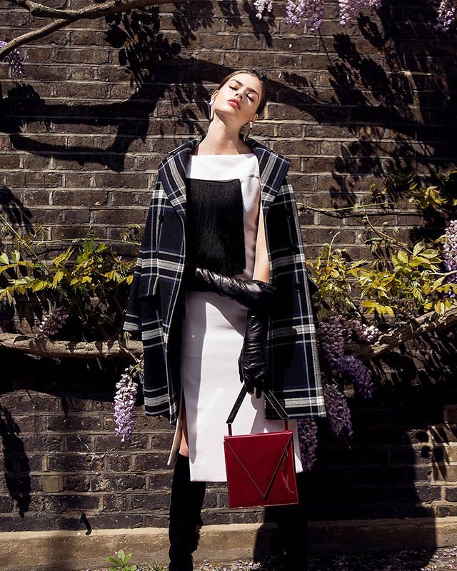 Drink in the world @lofficielukraine

#styledbybones @missbonesandheels 
Lensed by @pazstammler .
.
.
.
.
.
.
.
.
.
.
.
#bonesstudio #fashionstylist #artdirector #artdirection #fashion #style #fashioneditorial #mood #mondays #spring #aw #autumnwinter