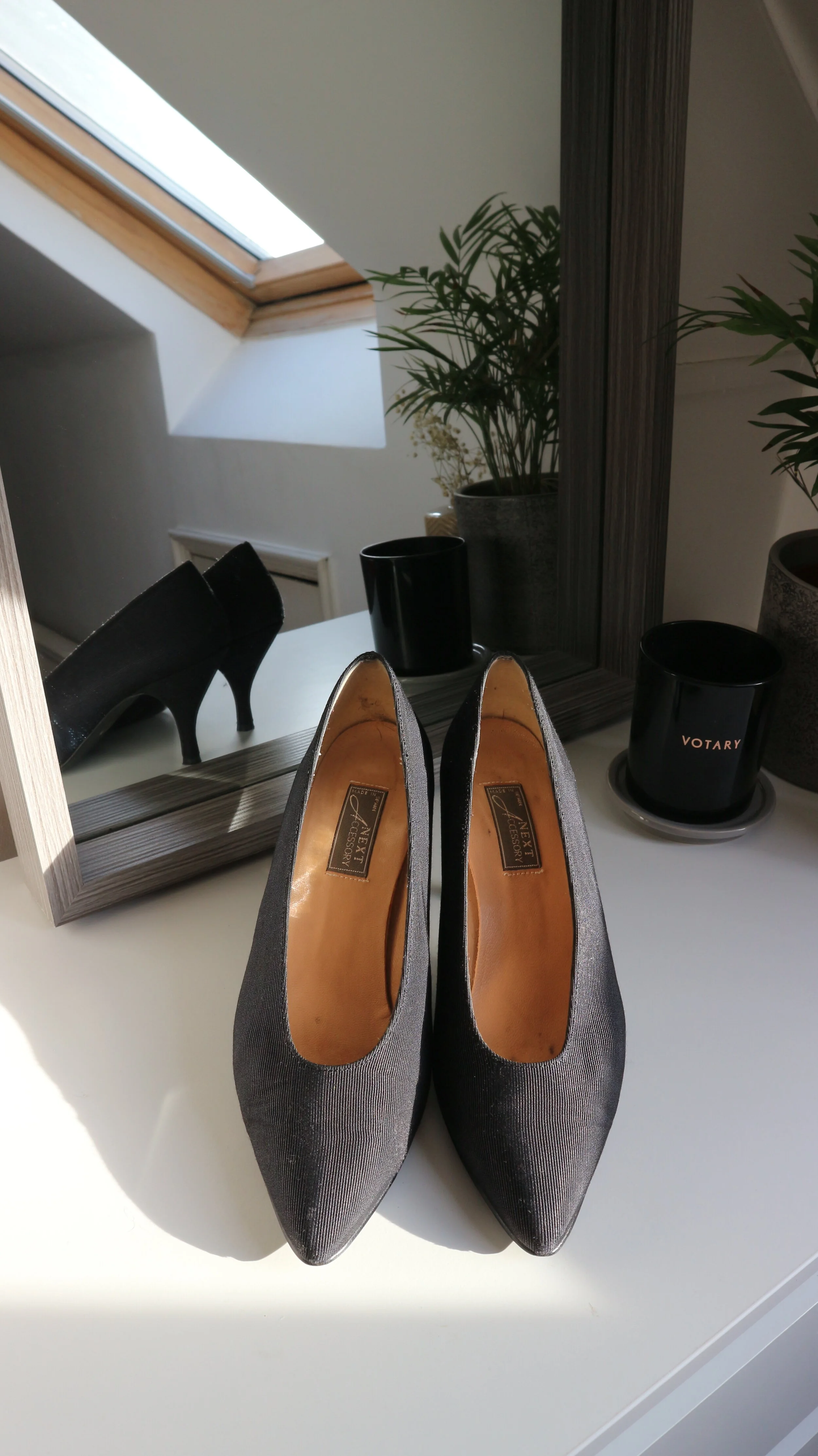 Black Mid Heel Pumps £15