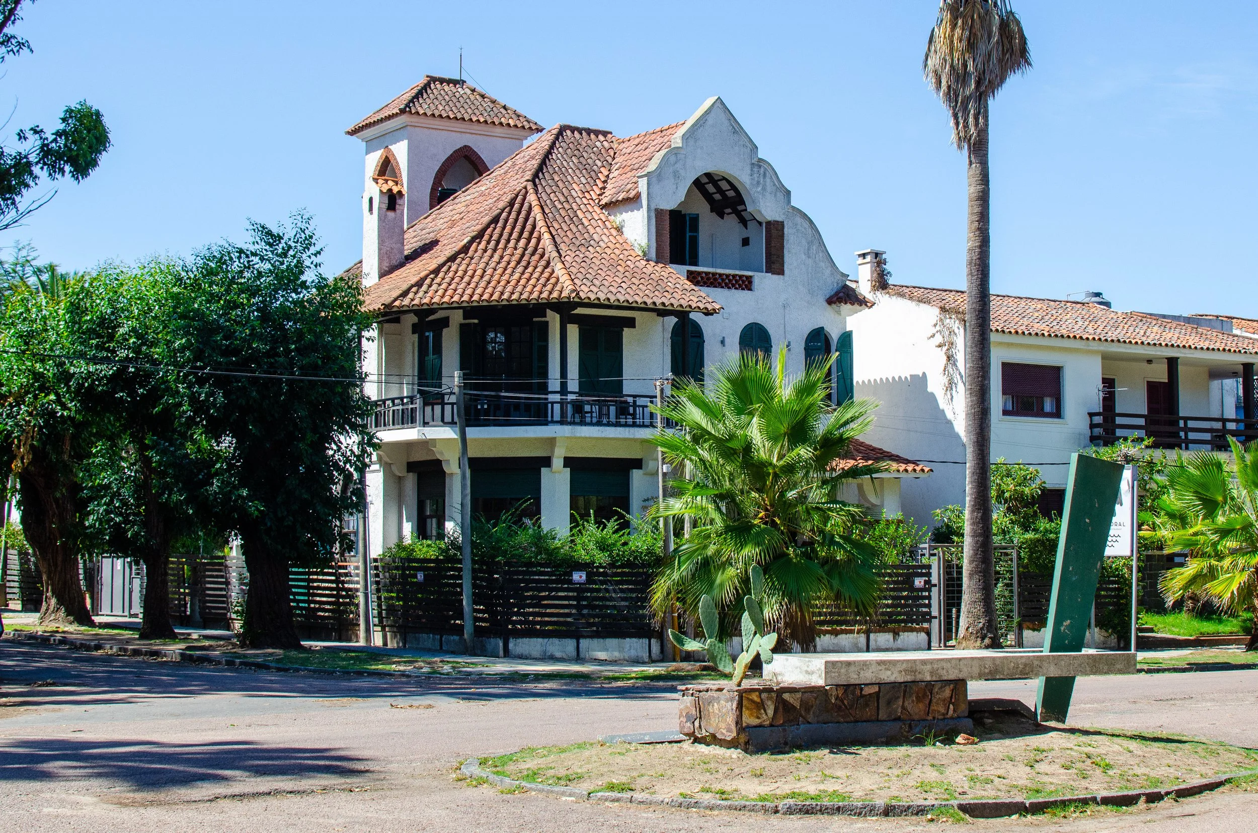 La casa santoral Horizontal .jpg