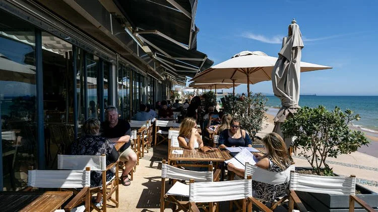 La Plage.jpg