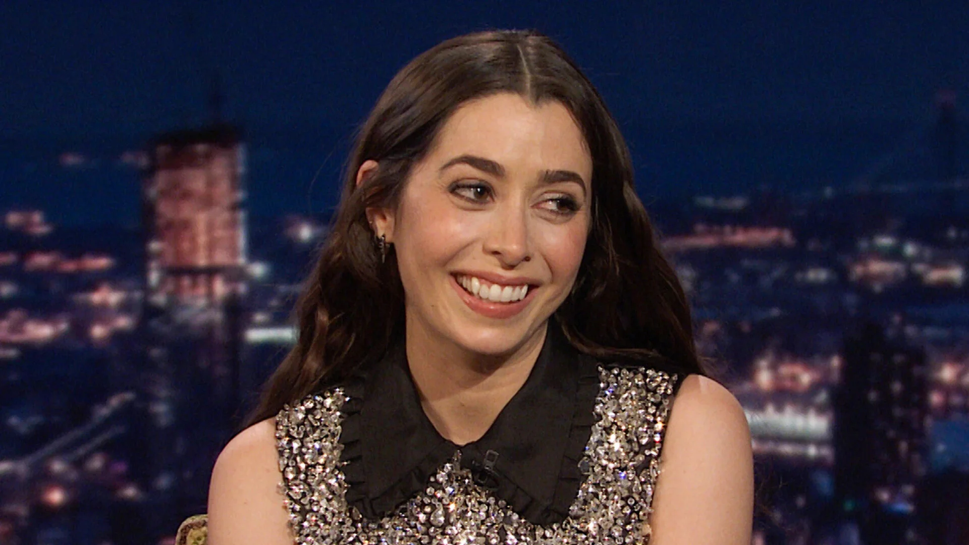 210114_4296017_Cristin_Milioti_Was_Booed_for_Her_Bjork_Impr.jpg