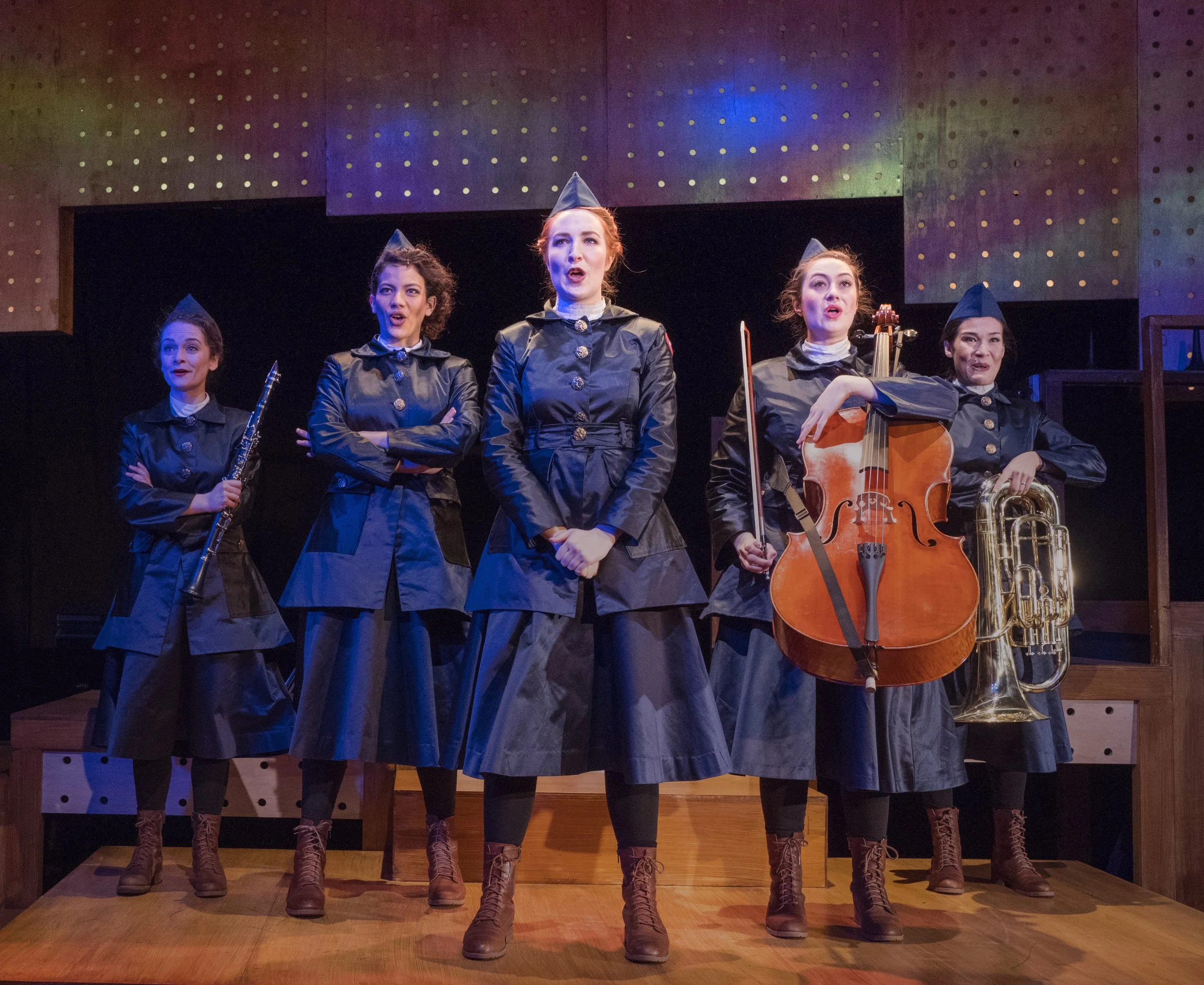 12 hg-v---cathryn-wake-skyler-volpe-ellie-fishman-chanel-karimkhani-lili-thomas_46802858474_o.jpg