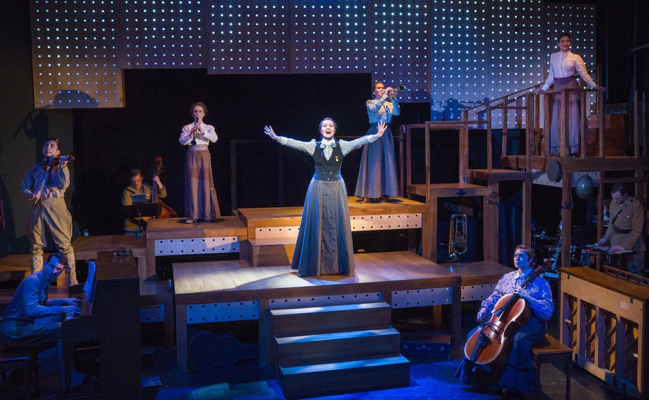 10 hg-connected-end-2---ben-moss-andrew-mayer-scott-wakefield-cathryn-wake-ellie-fishman-lili-thomas-chanel-karimkhani-skyler-volpe-arlo-hill_46594920415_o.jpg