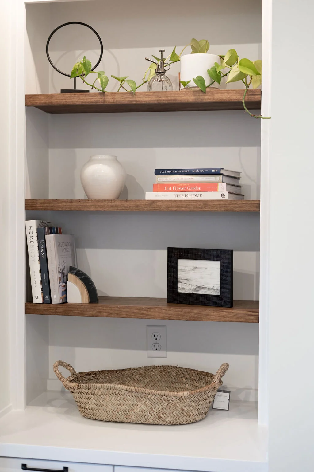 DeBord.Interior.Design.Construction.Styling.wood.shelves.jpeg