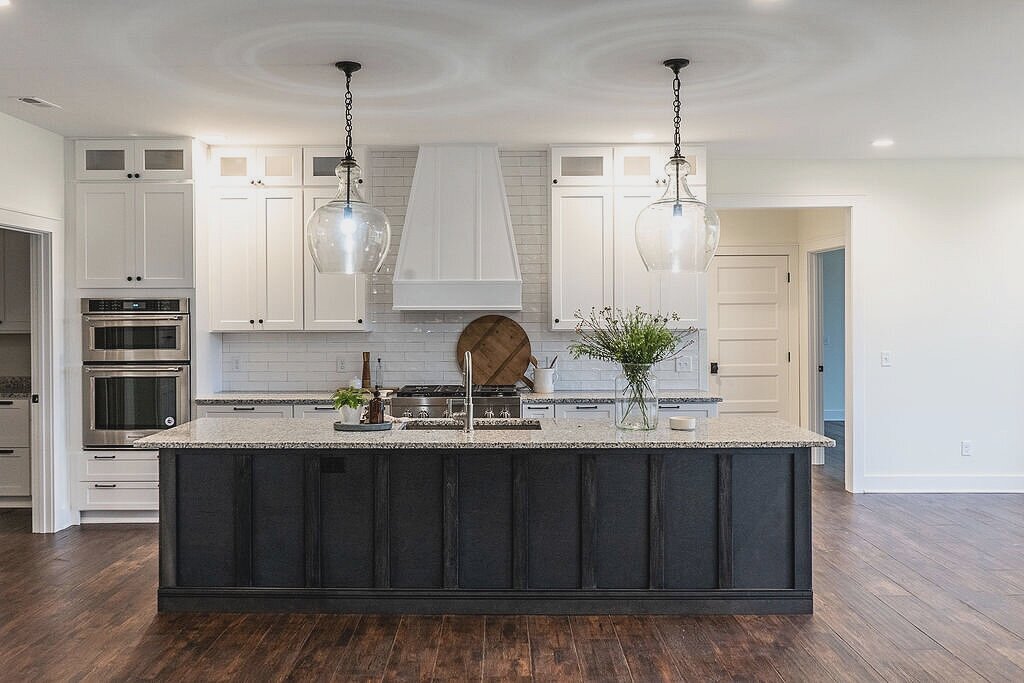 interior.design.knoxville.tn.custom.kitchen.remodel.contractor.full.service.design.construction.jpg